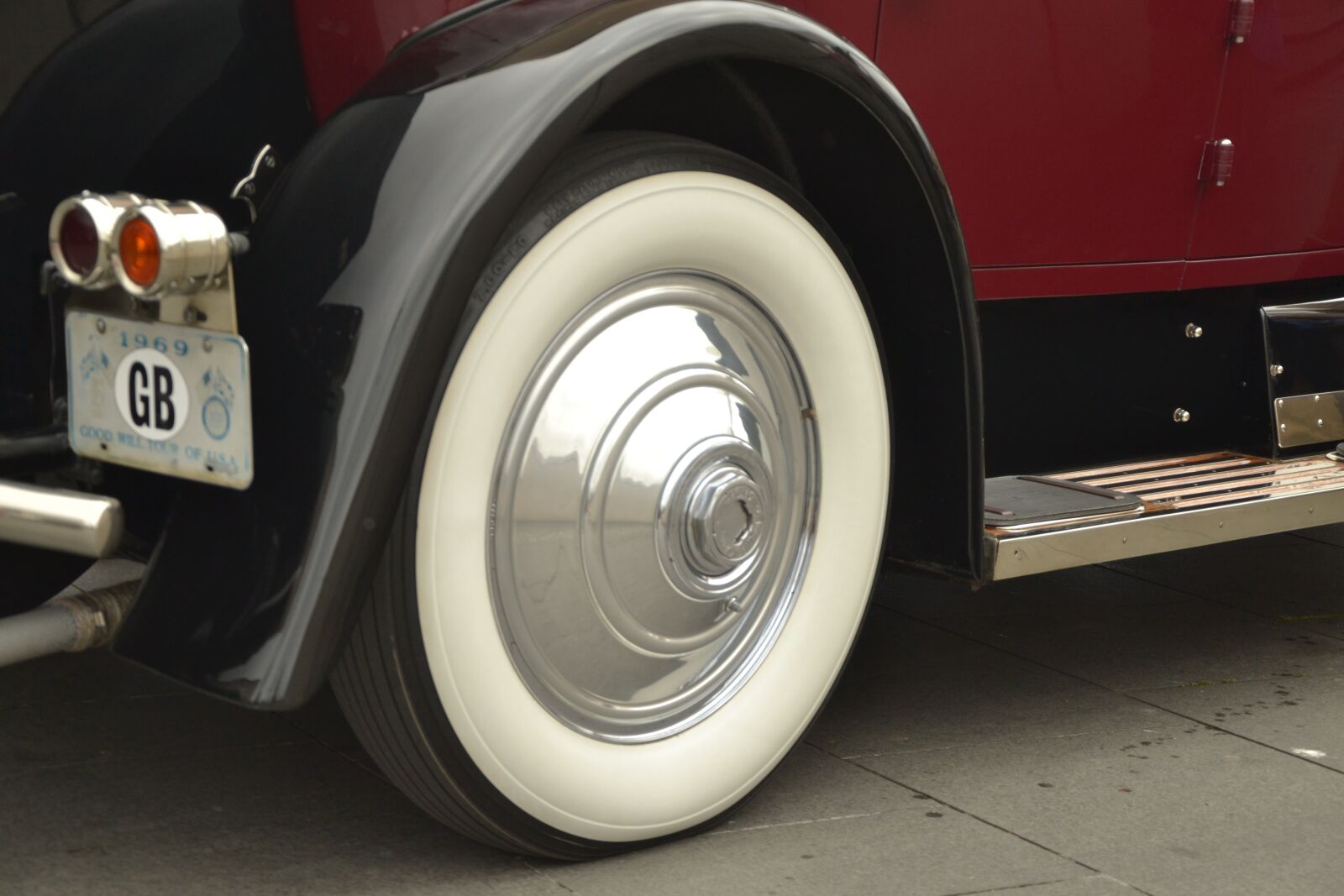 Nikon D3100 sample photo. White wall, vintage car photography
