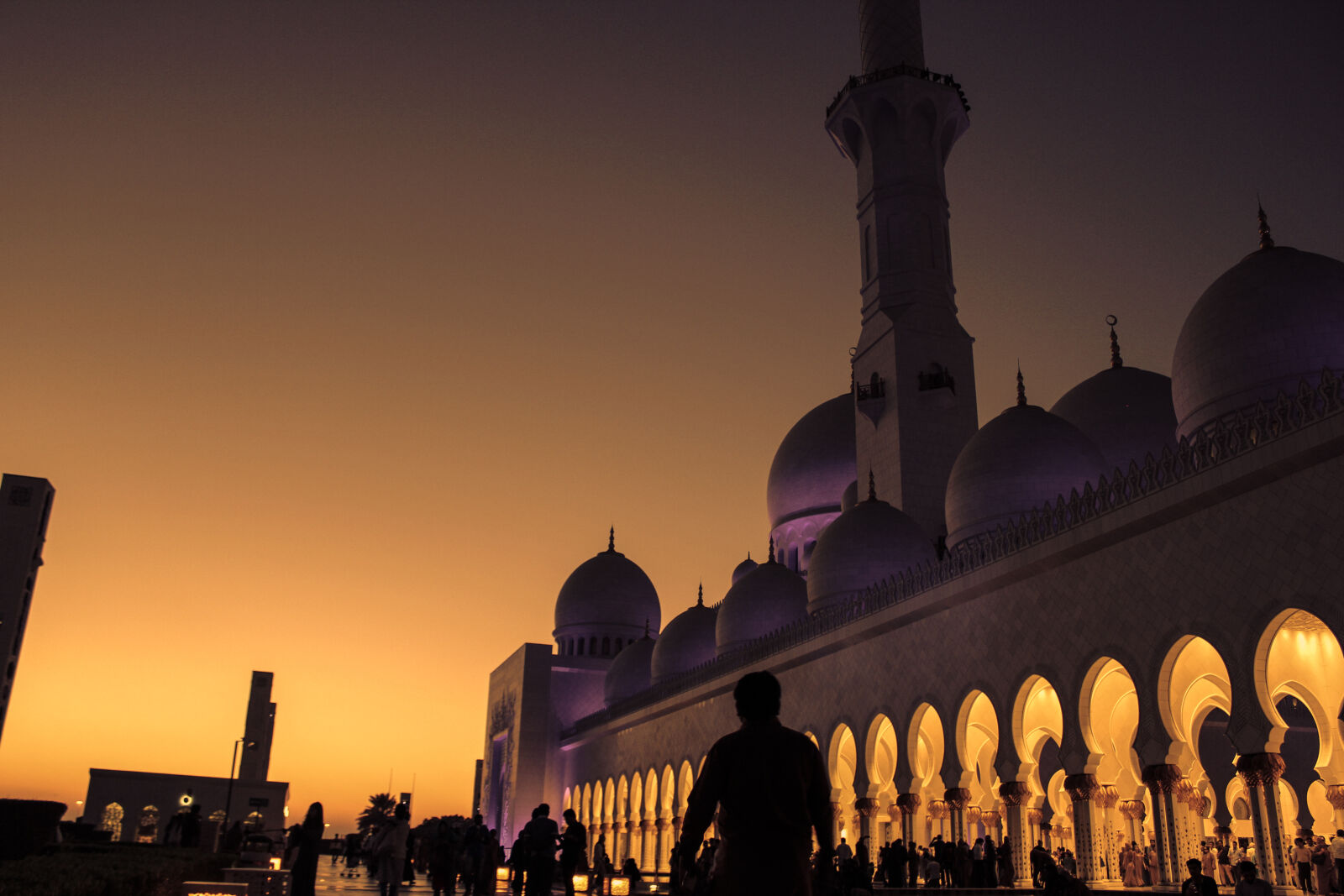 Canon EF-S 18-55mm F3.5-5.6 IS sample photo. Abudhabi, architectural, architectural, design photography