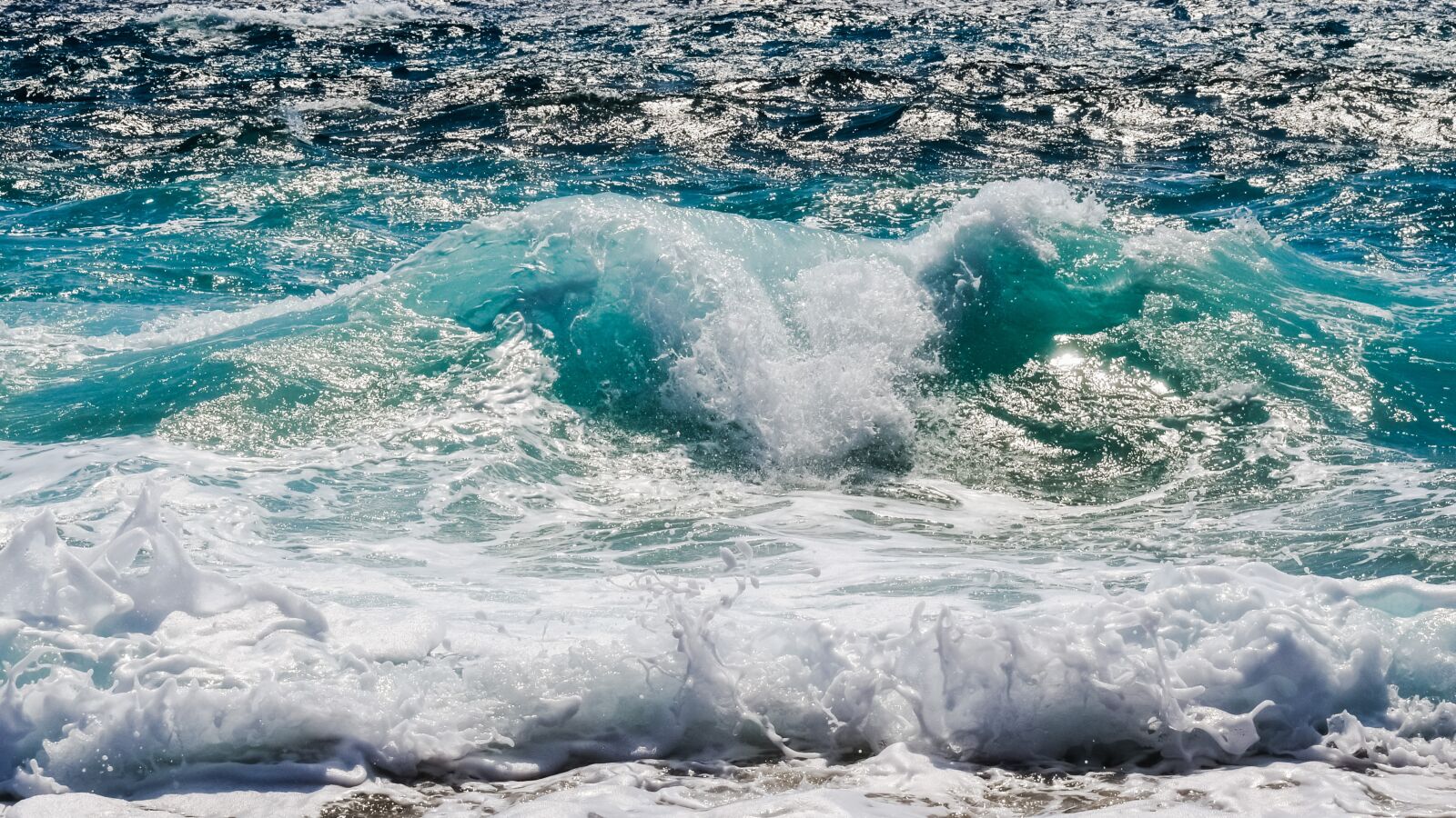 Nikon D3300 sample photo. Wave, smashing, foam photography