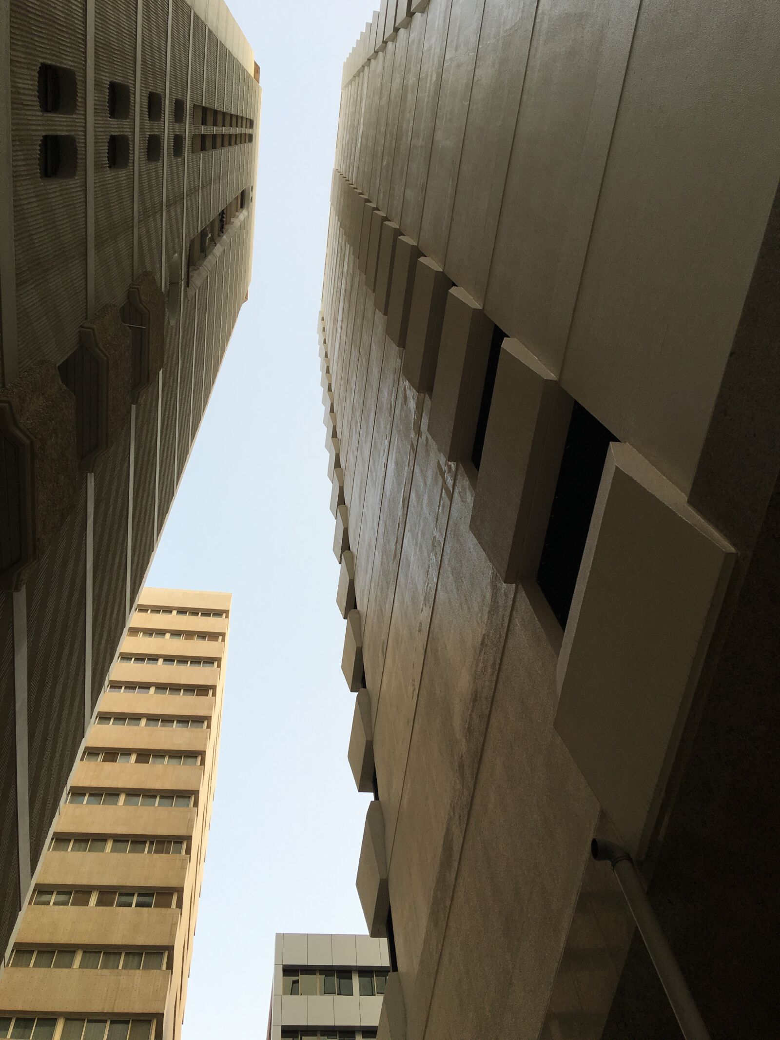 Apple iPhone 6s Plus sample photo. Taweela, aden, crater photography