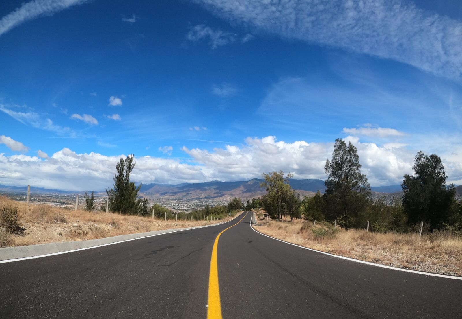 GoPro Hero8 Black sample photo. Carretera, oaxaca, bosque photography
