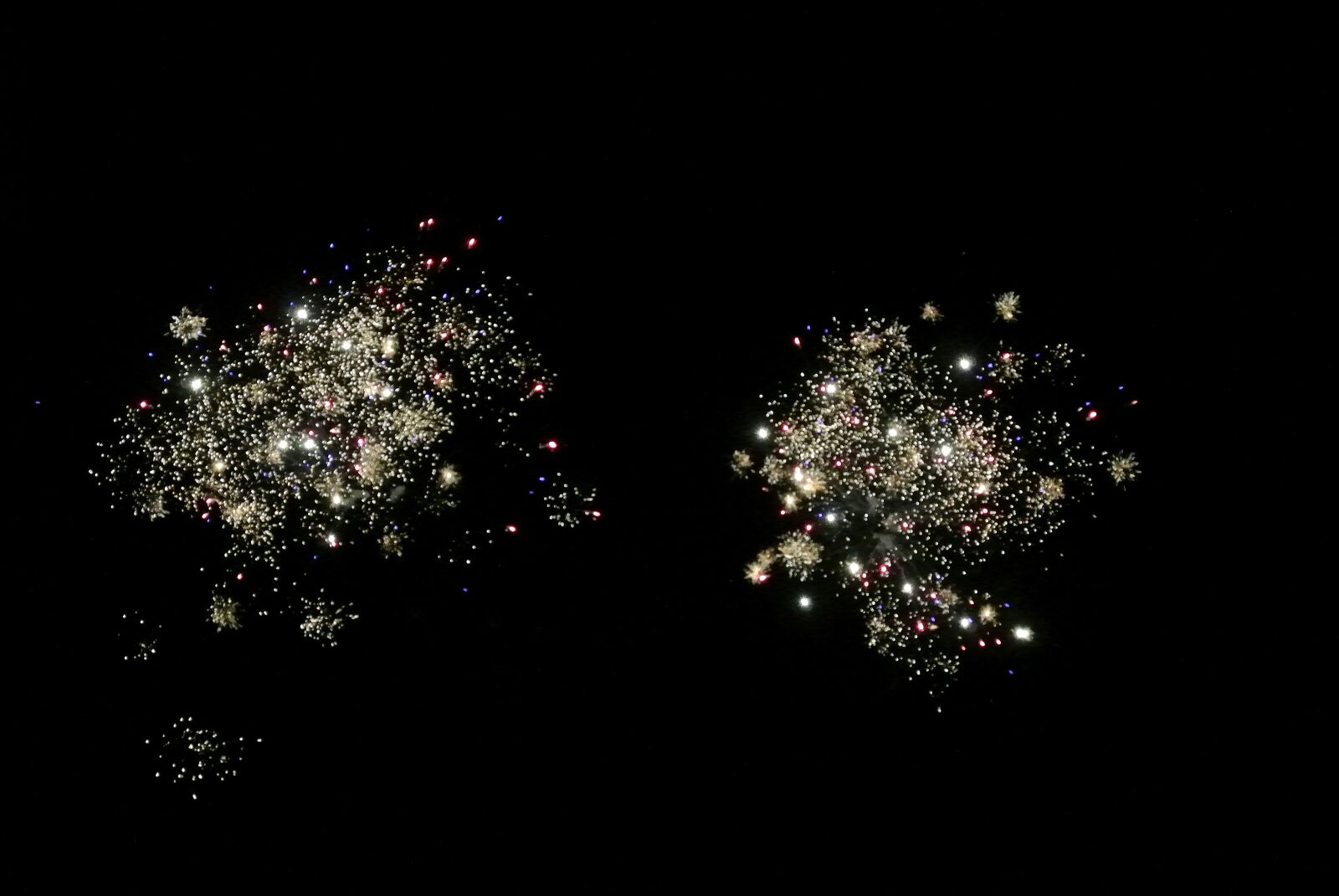 Nikon 1 V1 sample photo. Fireworks, night, celebration photography
