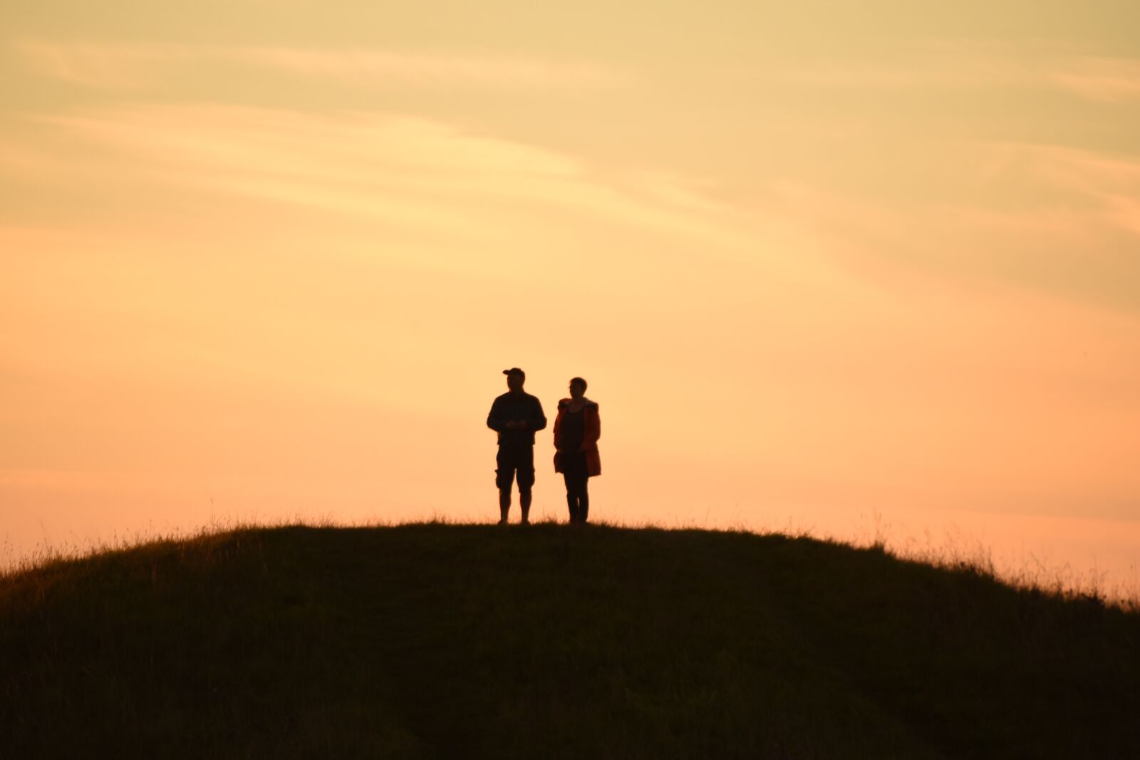 Nikon D750 sample photo. Silhouette, sunset, couple photography