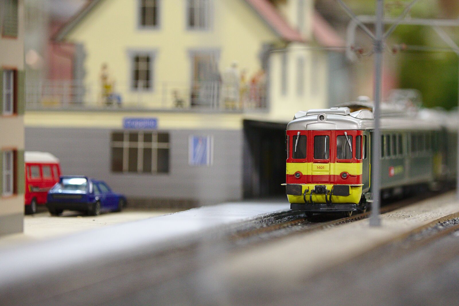 Canon EF 70-200mm F2.8L IS II USM sample photo. Train, model railway, railway photography