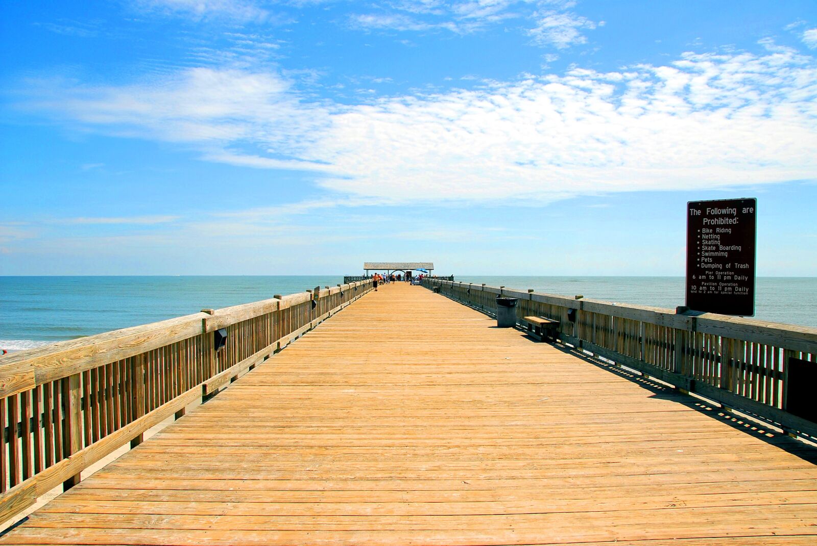 Nikon D200 sample photo. Fishing pier, fishermen, people photography