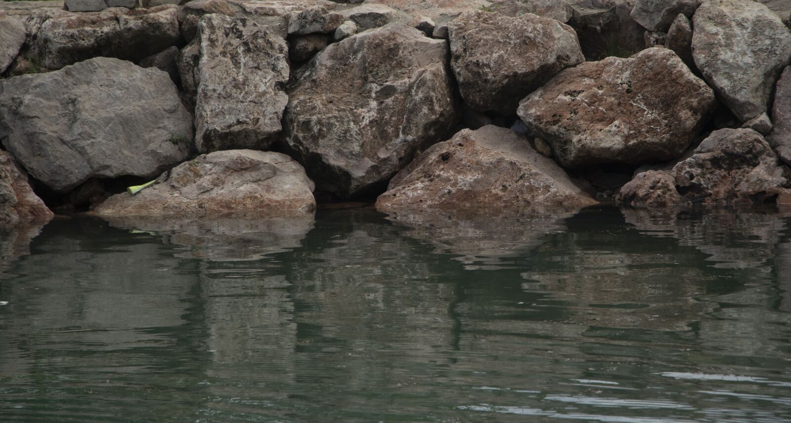 Canon EOS 7D Mark II sample photo. Landscapes, rocks, water photography