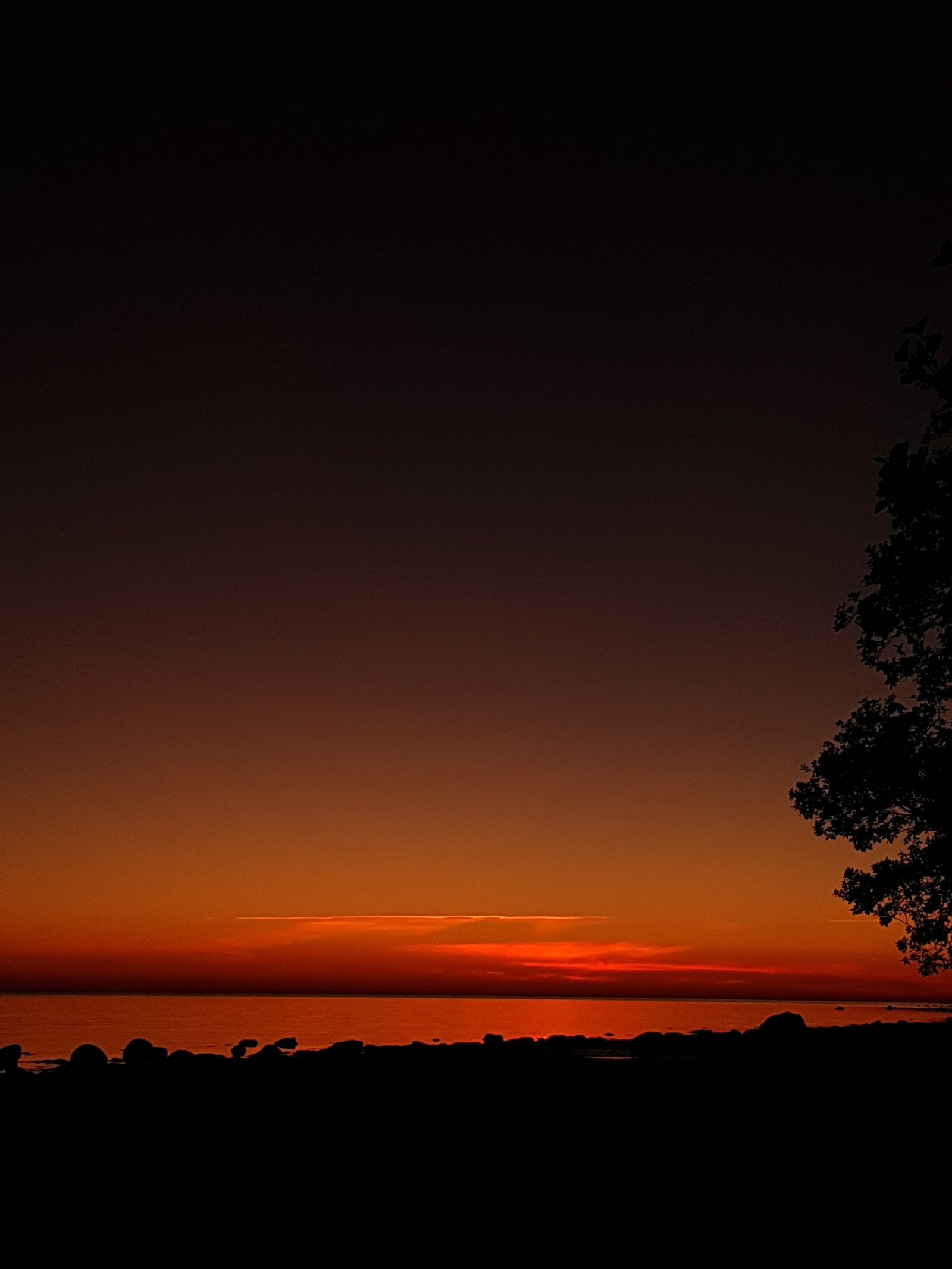 Samsung Galaxy S8 sample photo. Red, sunset, peace photography