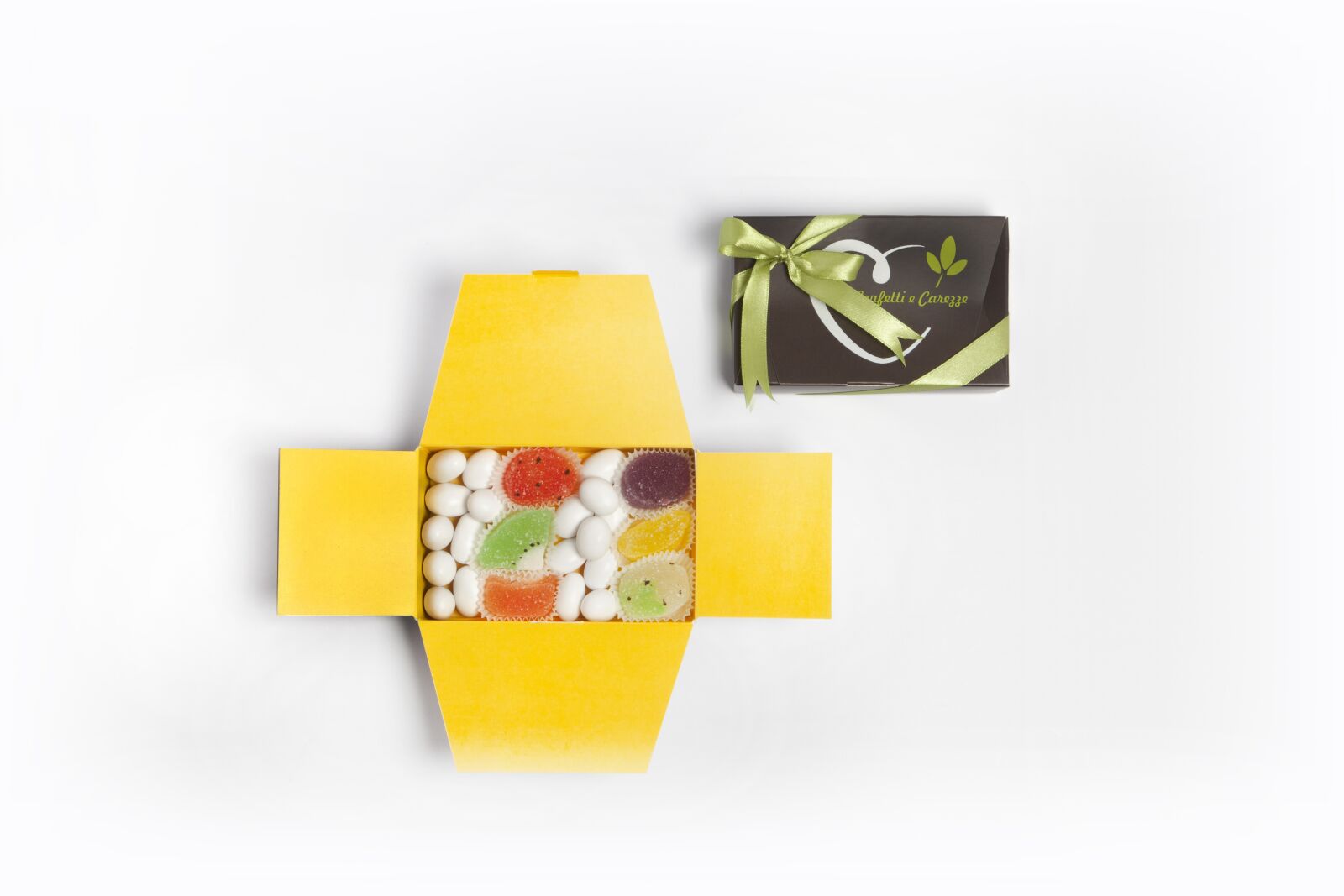 Canon EOS 5D Mark II sample photo. Confetti, chocolate, packaging photography