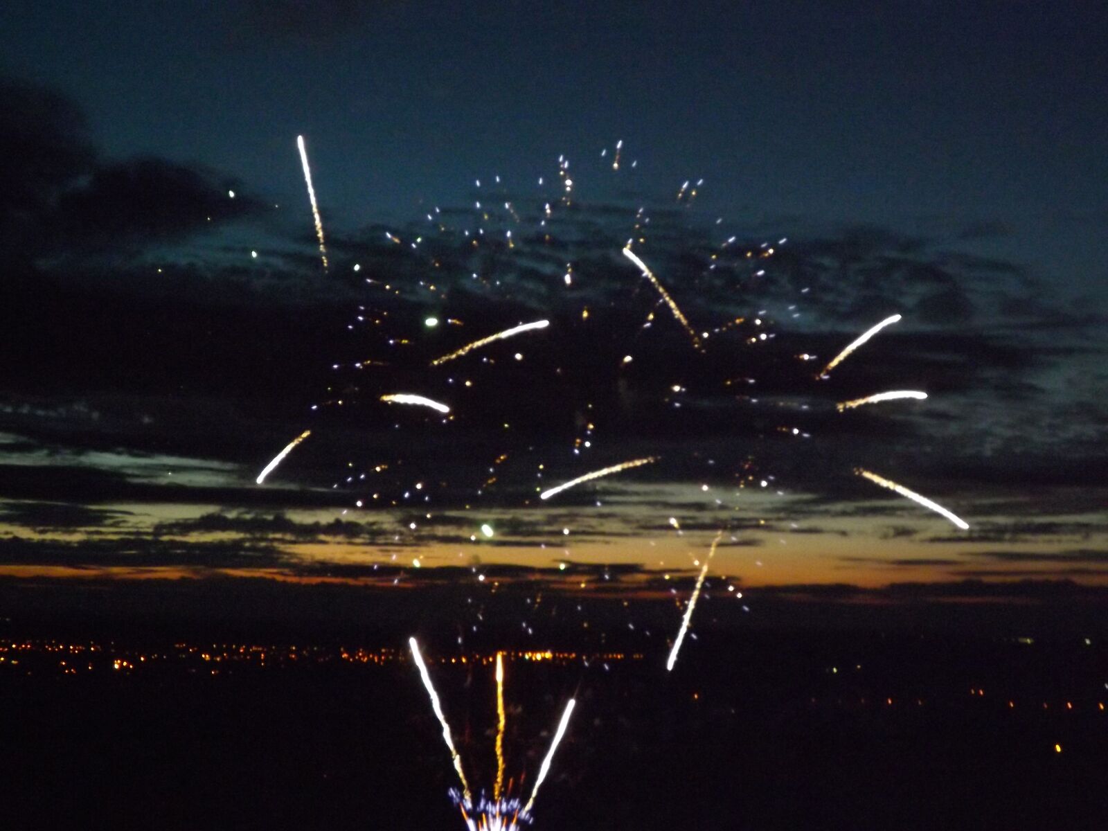 Fujifilm FinePix SL240 sample photo. Fireworks, night, sky photography