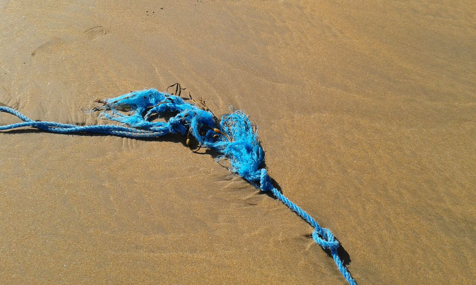 Samsung Galaxy Trend Plus sample photo. Rope, sand, abstract photography