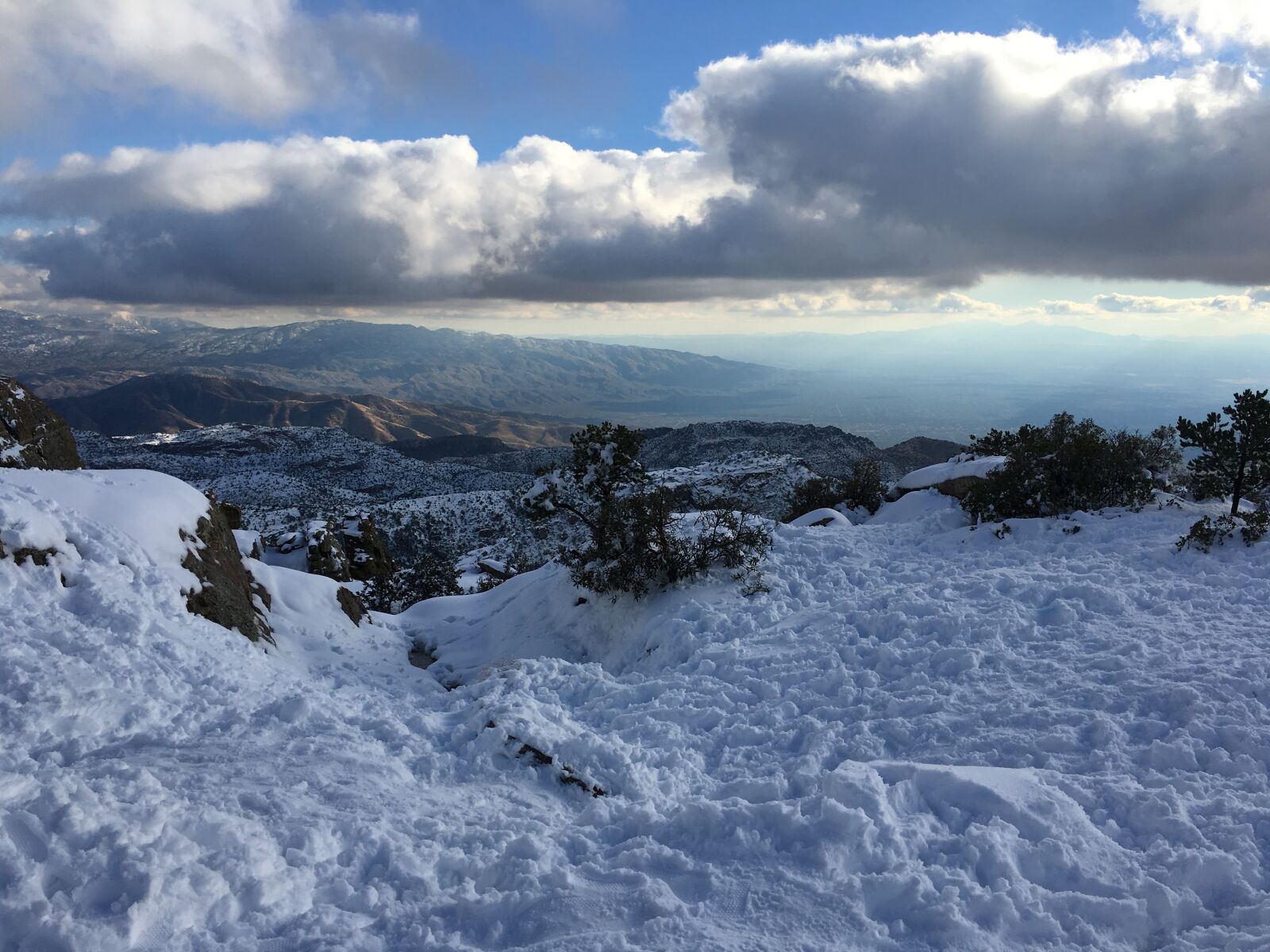 iPhone 6s back camera 4.15mm f/2.2 sample photo. Mountains, snow, clouds photography