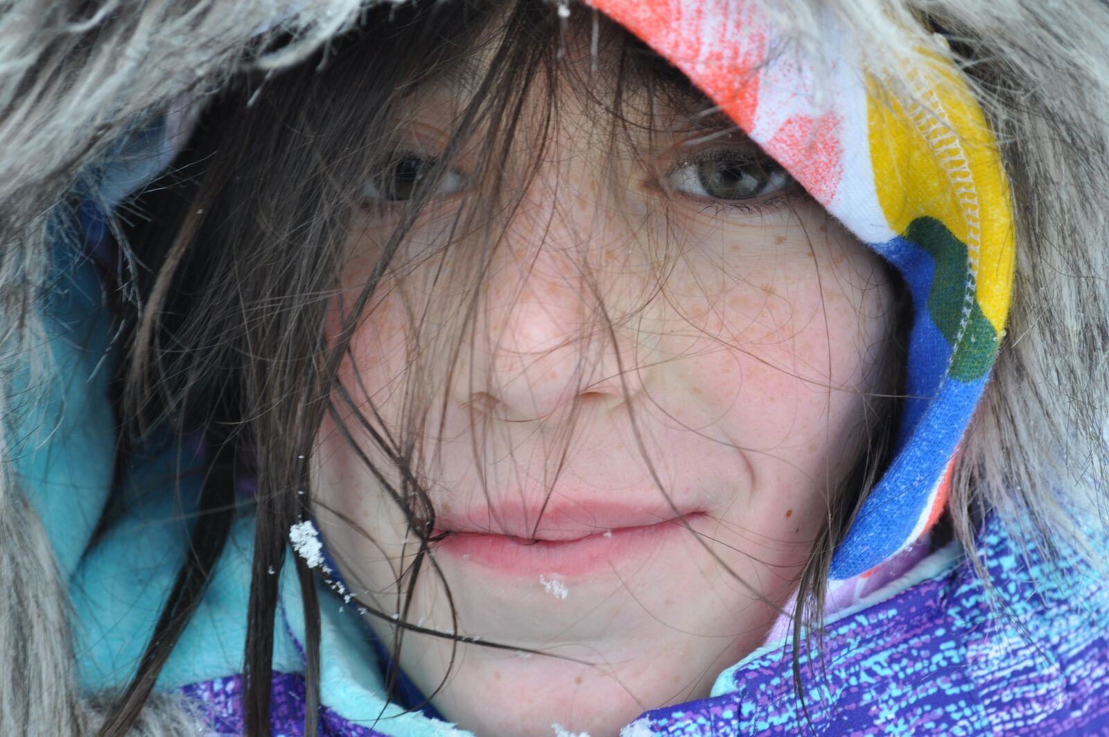 Nikon D5000 sample photo. Messy hair, girl, snow photography