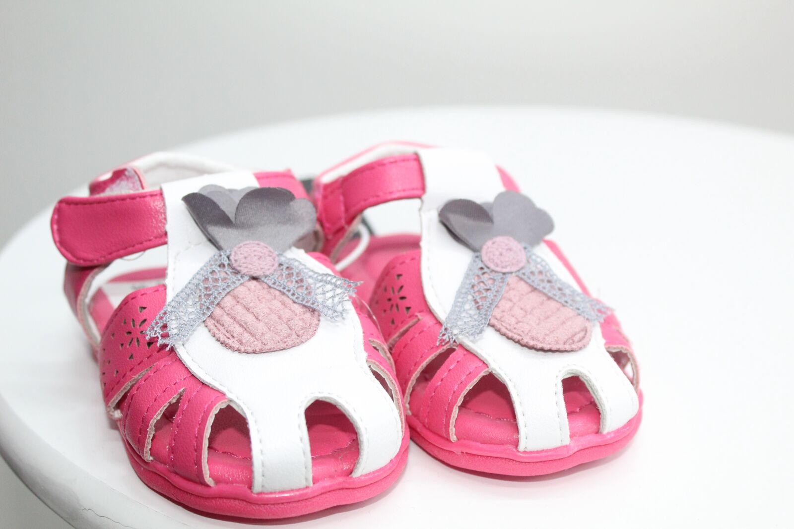 Canon EOS 4000D (EOS Rebel T100 / EOS 3000D) sample photo. Kids shoes, kids, footwear photography