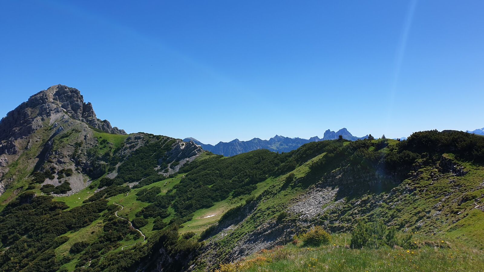 Samsung Galaxy S9+ sample photo. Mountains, nature, landscape photography