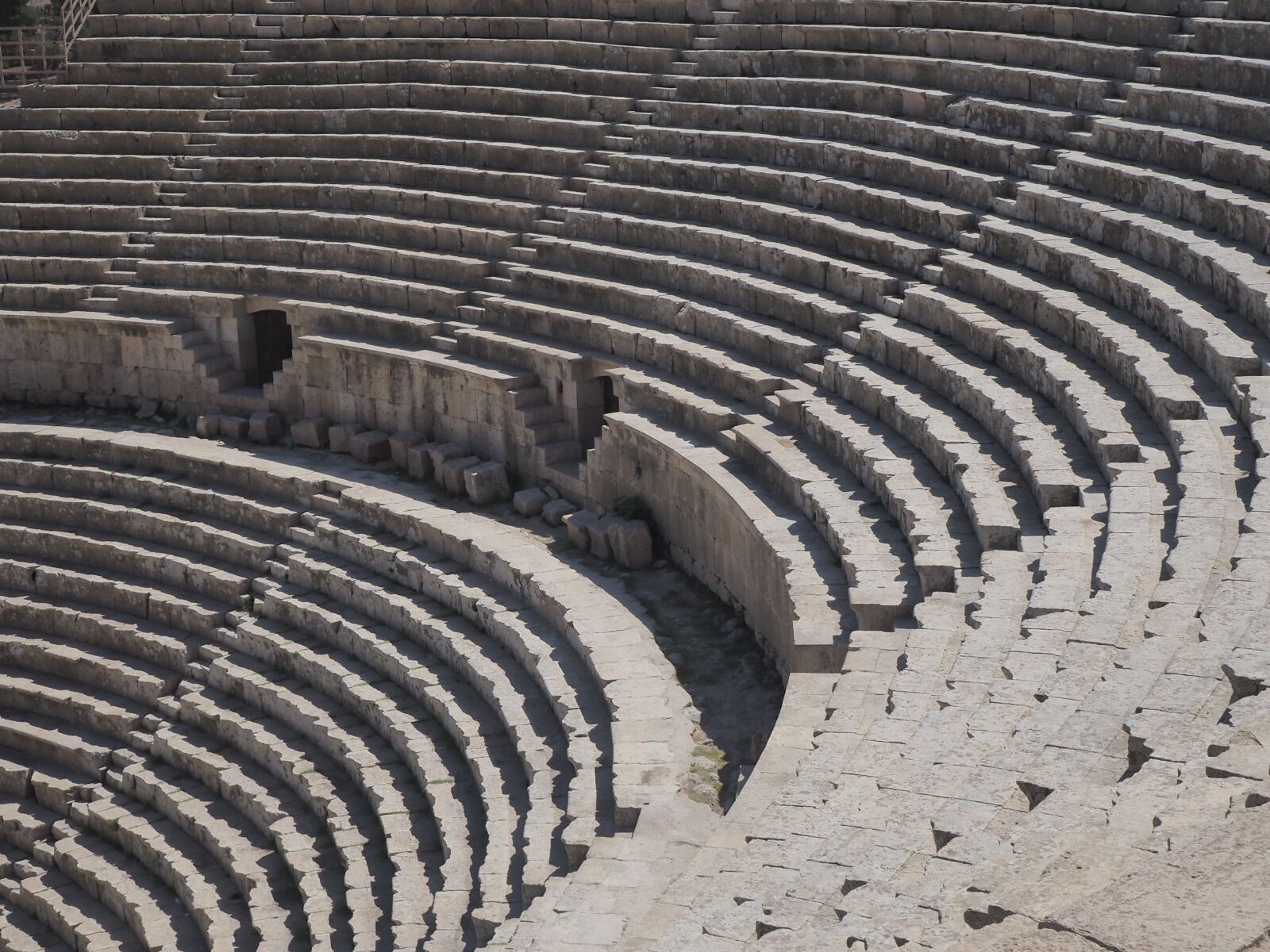 Olympus OM-D E-M10 sample photo. Roman theatre, classic, harrows photography