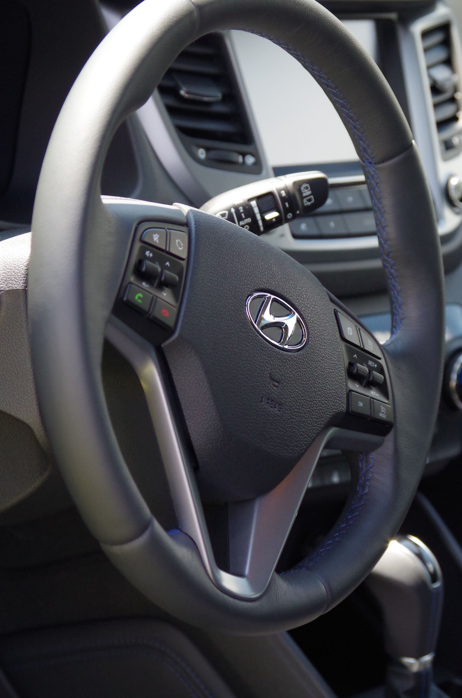 Pentax K-500 sample photo. Car, steering wheel, interior photography