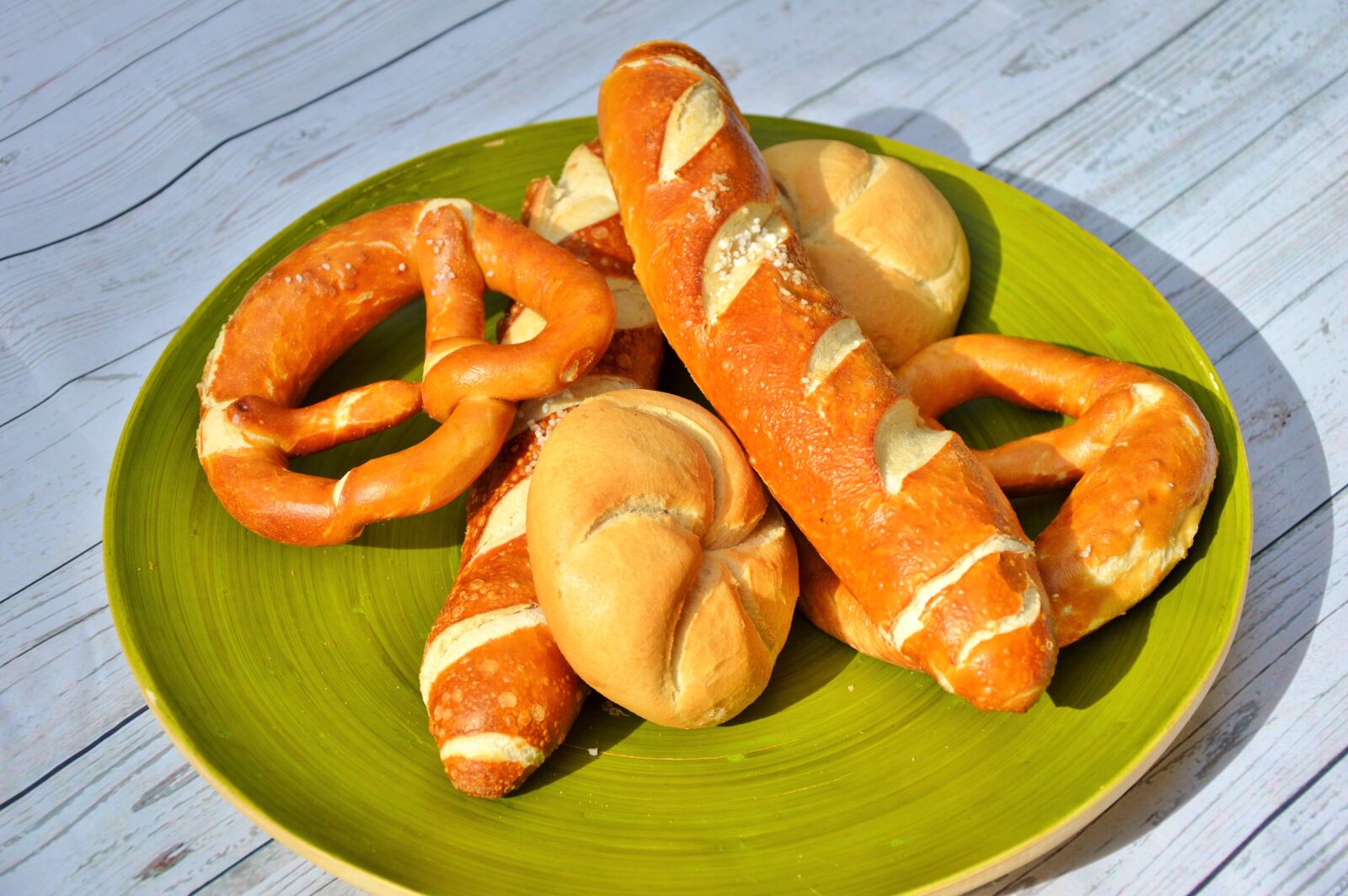 Nikon D3200 sample photo. Roll, pretzels, baked goods photography