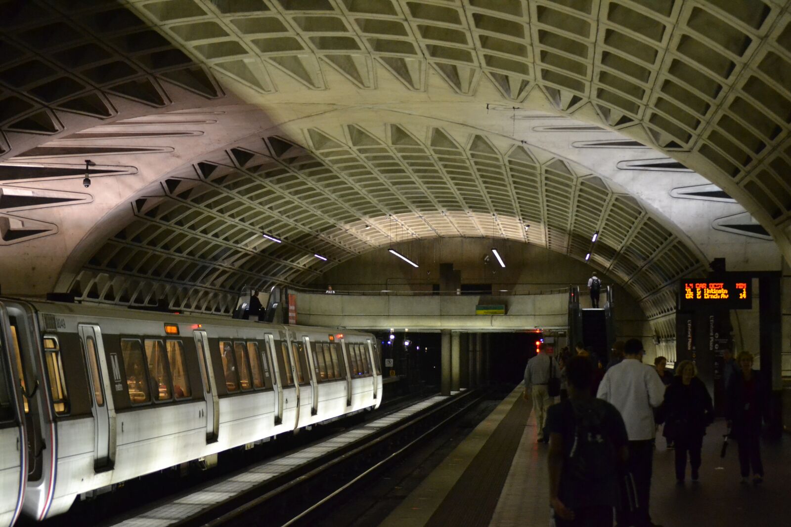 Nikon D3100 sample photo. Metro, washington, dc photography