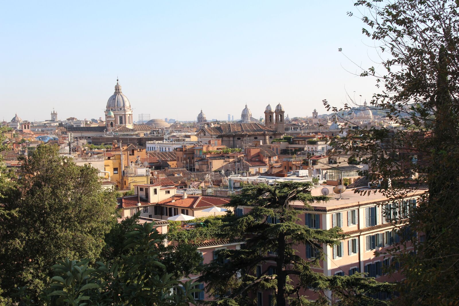 Canon EOS 100D (EOS Rebel SL1 / EOS Kiss X7) sample photo. Italy, rome, architecture photography