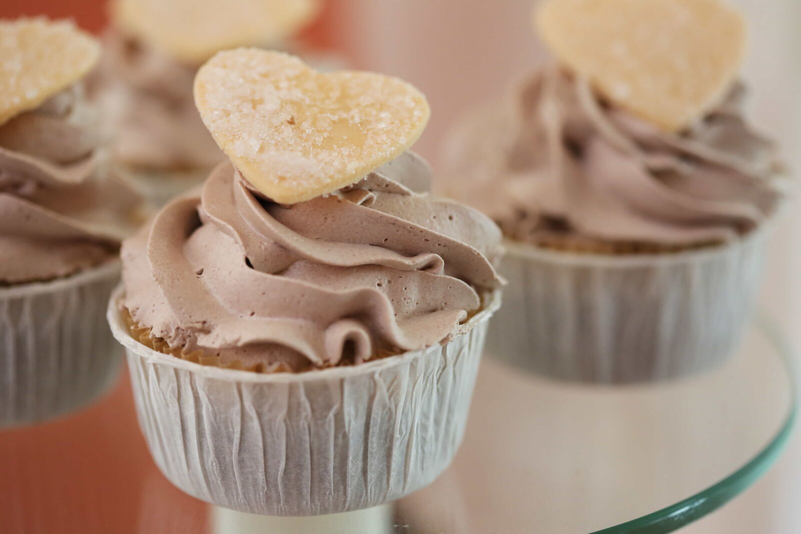 Canon EF 100mm F2.8 Macro USM sample photo. Cupcake, food, sweet, sugar photography