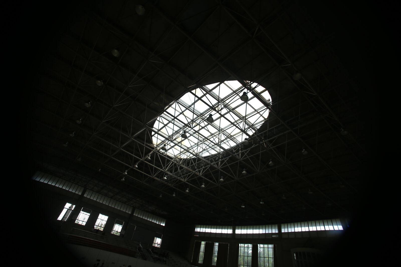 Canon EOS 6D sample photo. Windows, light, decoration photography