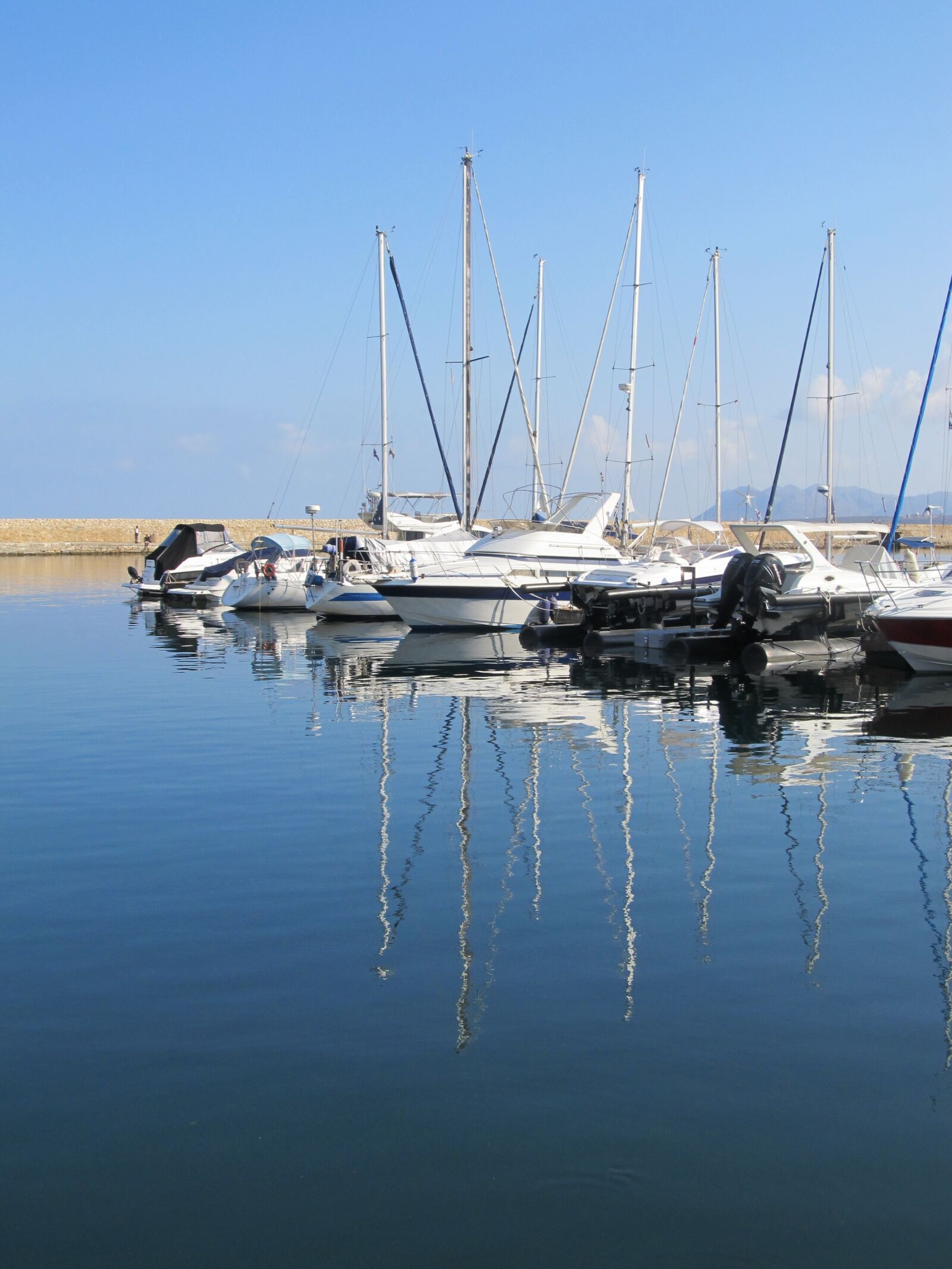 Canon PowerShot SX130 IS sample photo. Boats, crete, greece photography