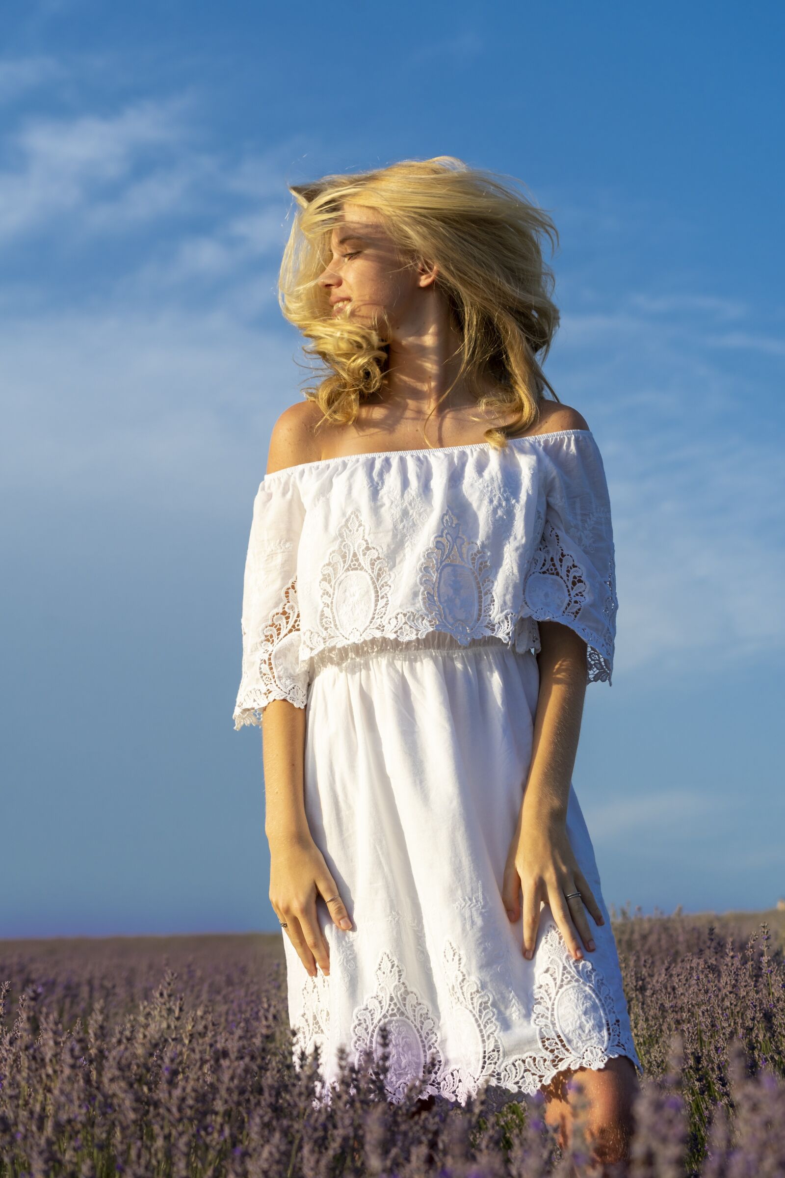 Sony a7 II + Sony FE 70-200mm F4 G OSS sample photo. Portrait, woman, girl photography