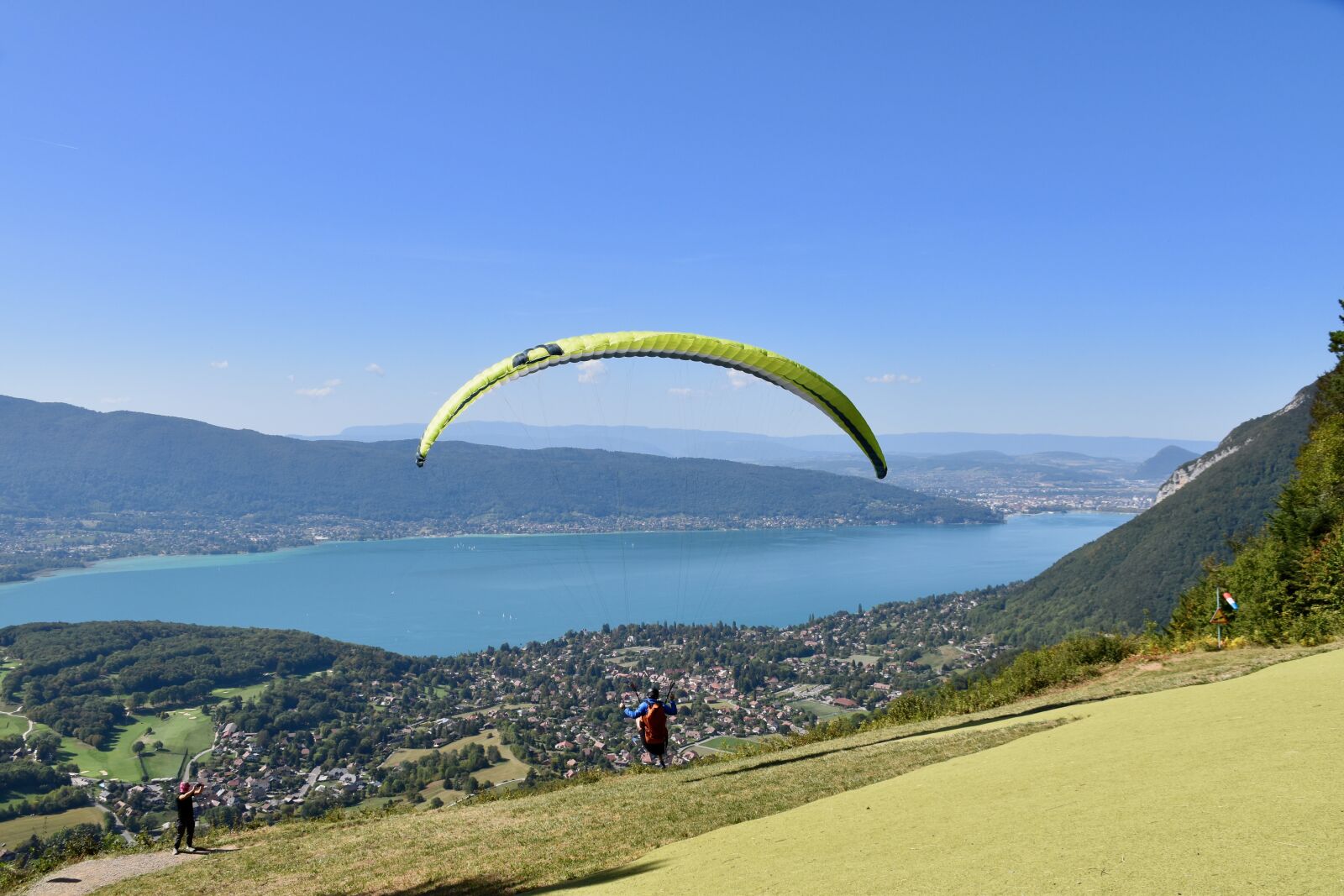 Nikon D5600 sample photo. Paragliding, paraglider, take off photography