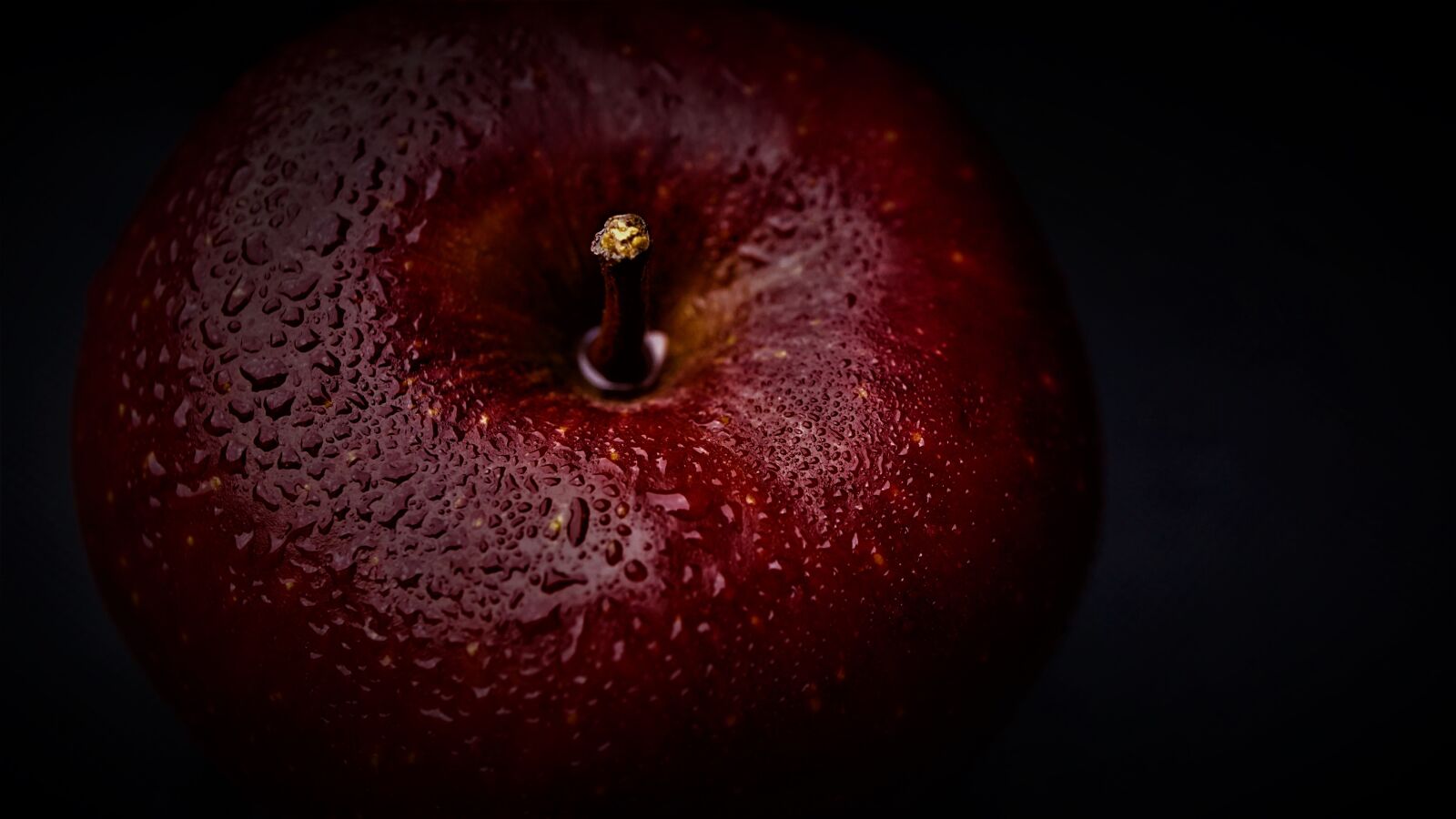Sony E 30mm F3.5 Macro sample photo. Apple, red, background photography