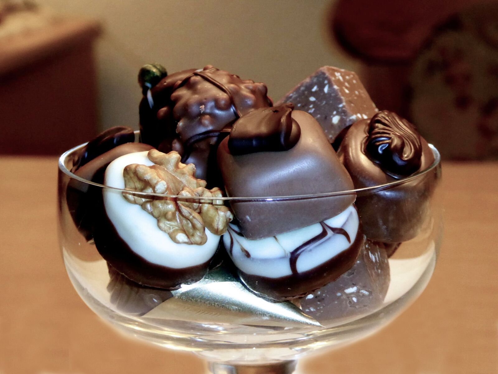 Panasonic DMC-TZ61 sample photo. Walnut pralines, chocolate, sweet photography