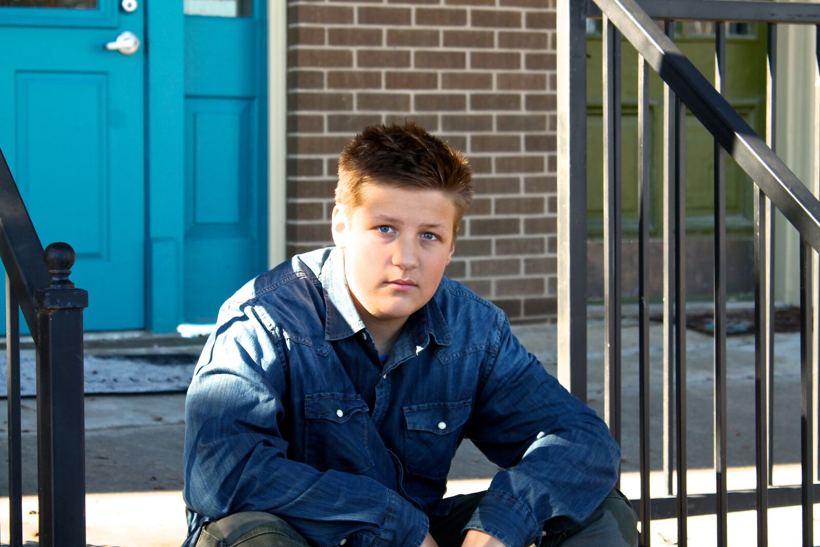 Canon EOS 1100D (EOS Rebel T3 / EOS Kiss X50) sample photo. Boy, handsome, stairs photography