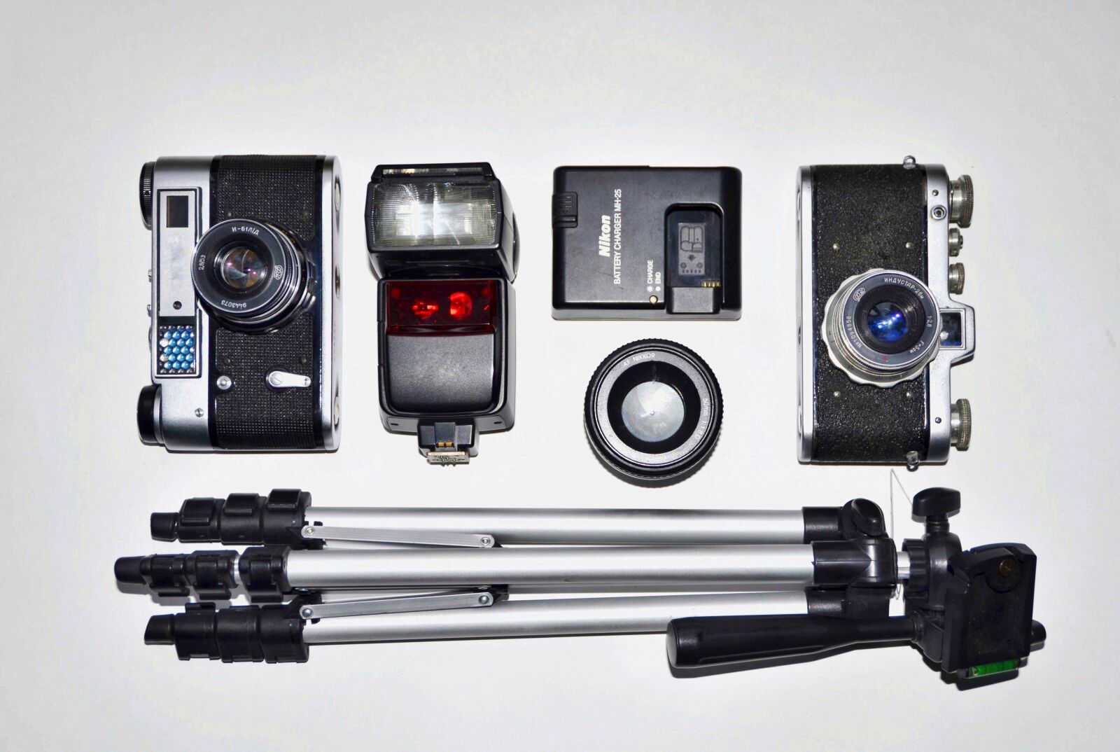 Nikon D7000 sample photo. Antique, aperture, art photography