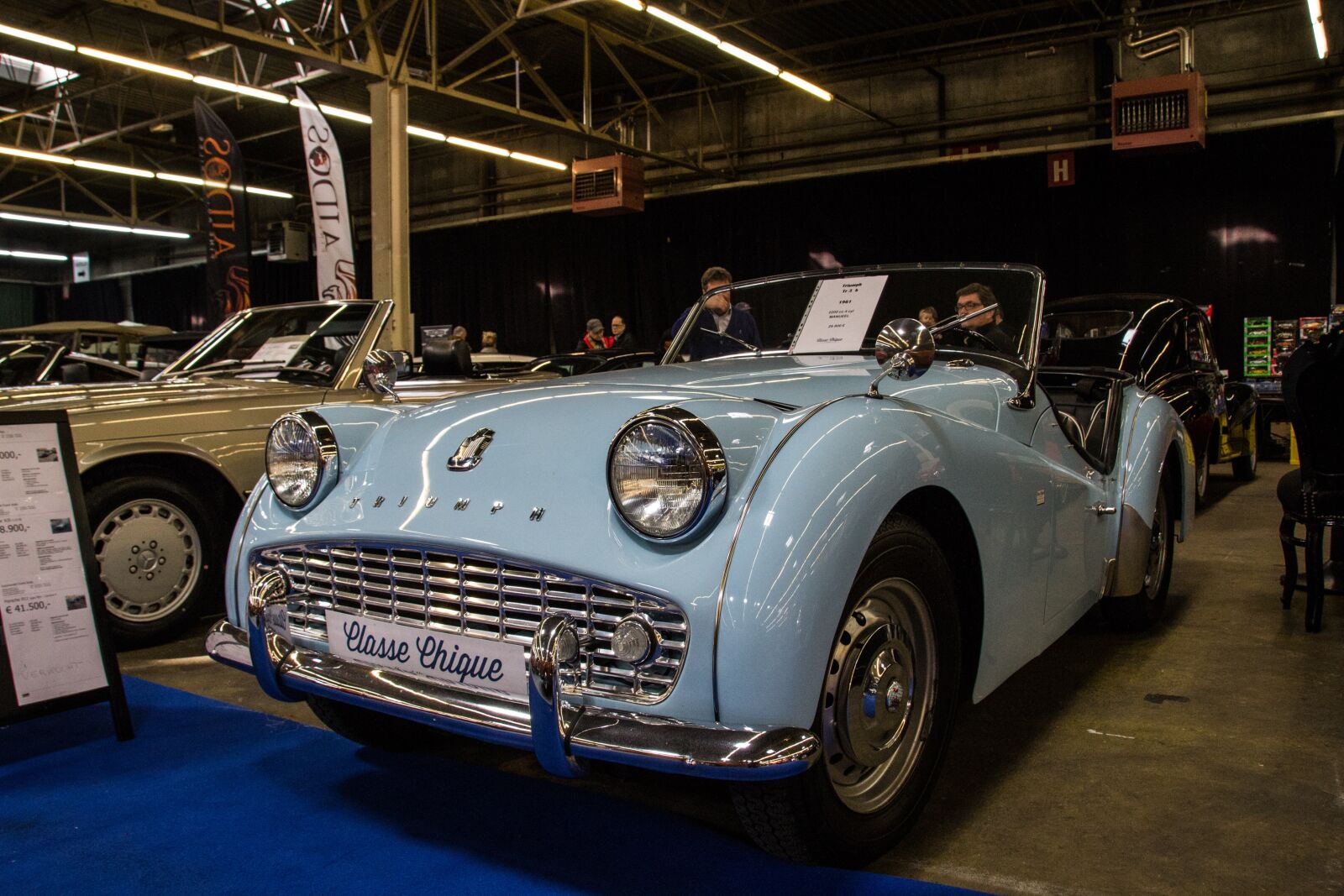 Canon EOS 1200D (EOS Rebel T5 / EOS Kiss X70 / EOS Hi) sample photo. Oldtimer, triumph, car photography