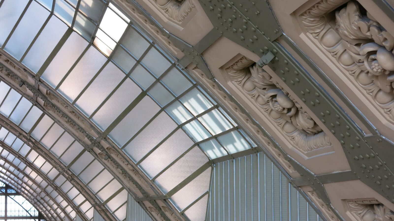 Canon PowerShot G15 sample photo. Art, ceiling, perspective photography