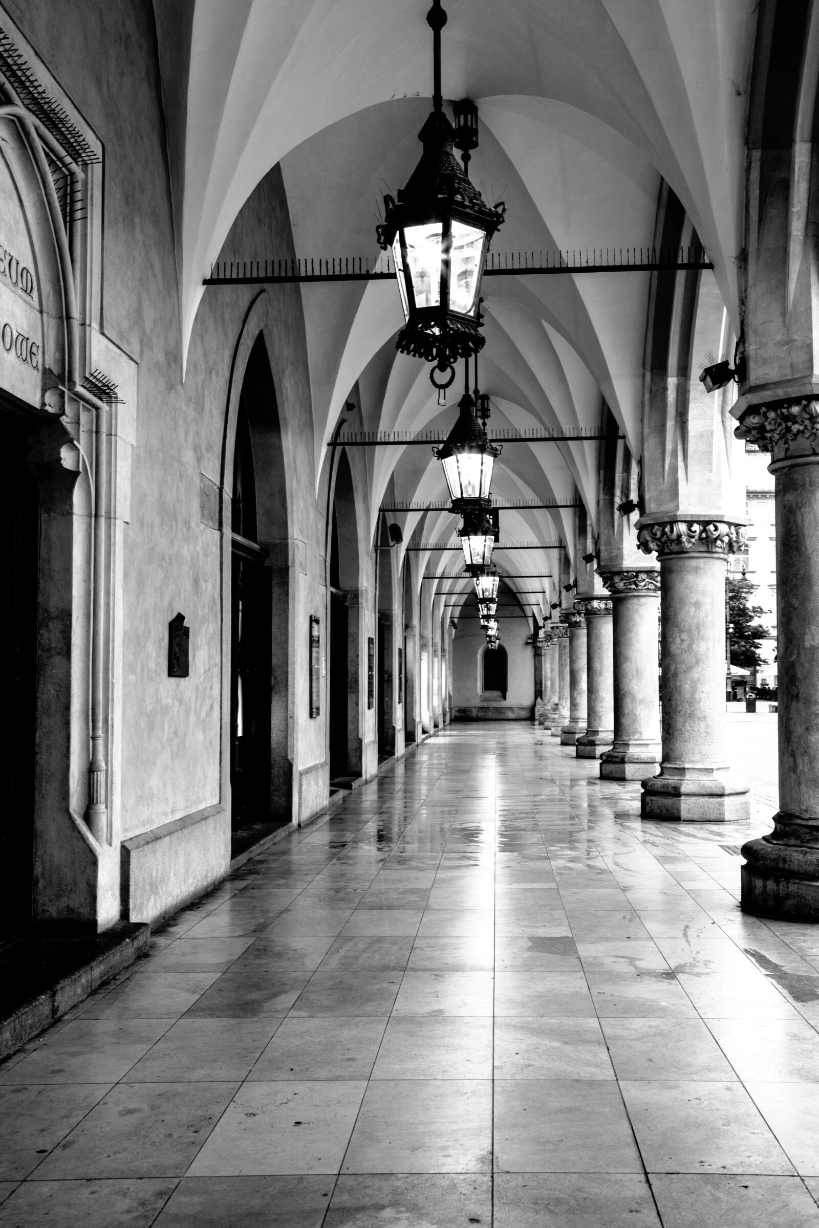Canon EOS 5D Mark II sample photo. Architecture, krakow, poland photography