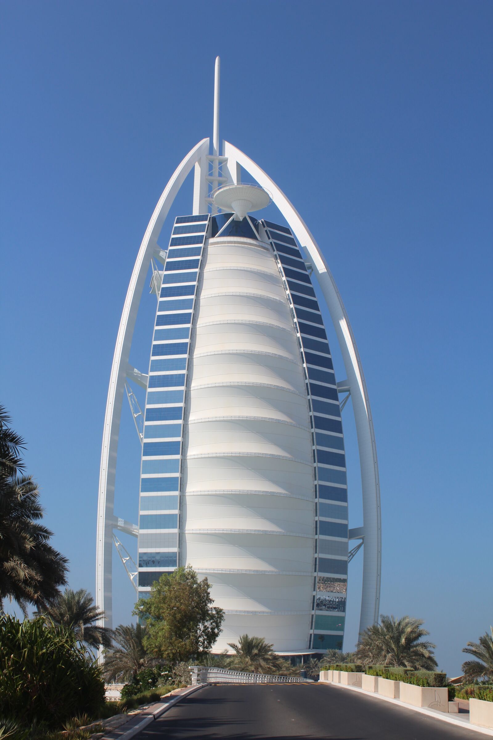 Canon EOS 600D (Rebel EOS T3i / EOS Kiss X5) sample photo. Dubai, burj al arab photography