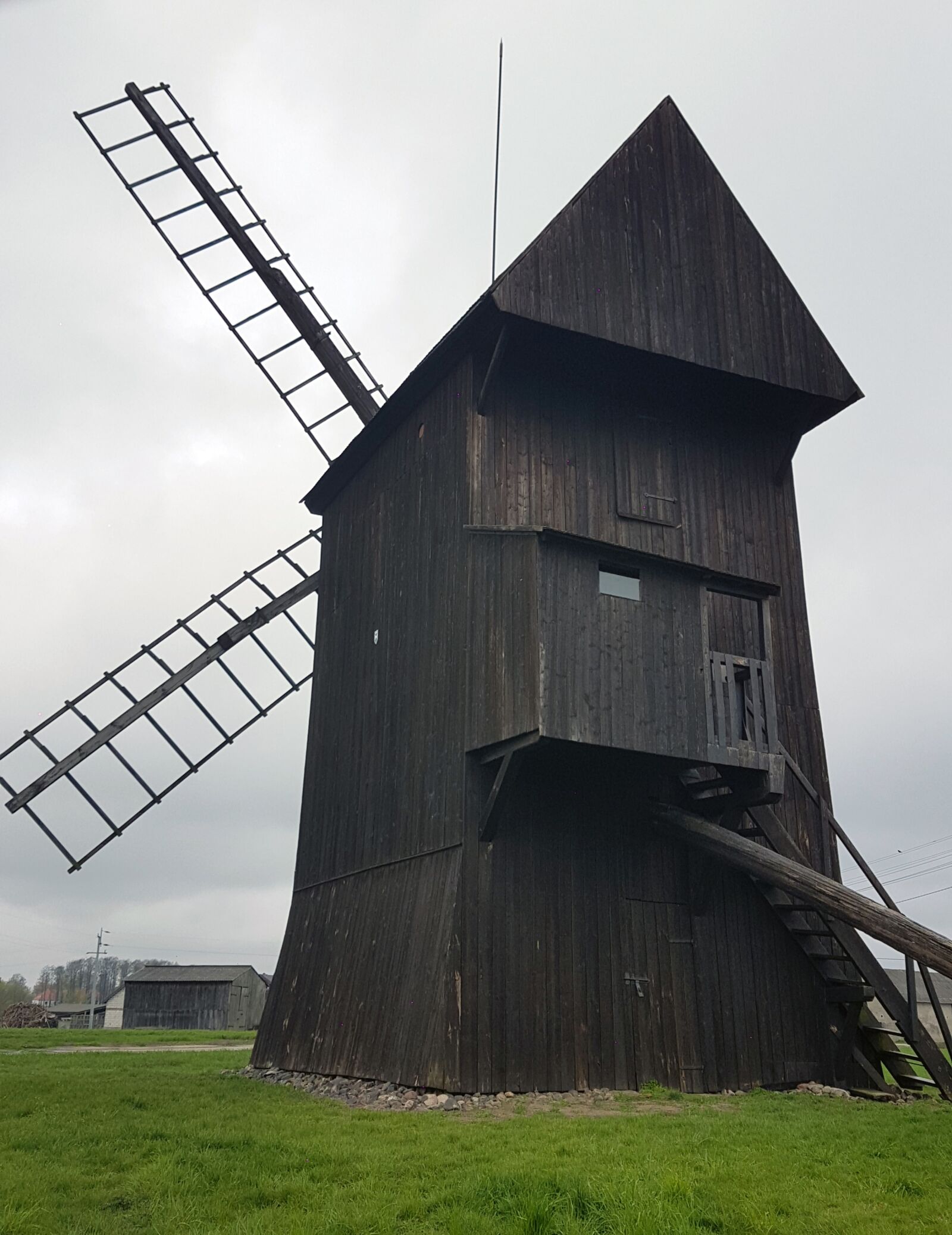 Samsung Galaxy S7 Edge sample photo. Windmill, monument, sulmierzyce photography