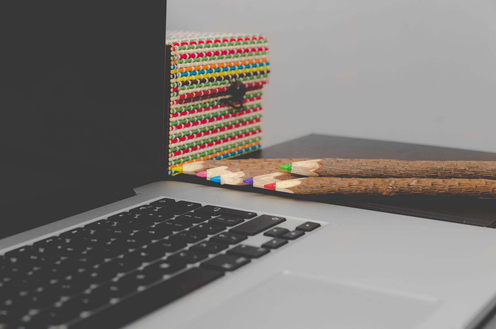Nikon D5100 sample photo. Blur, close-up, colored pencils photography