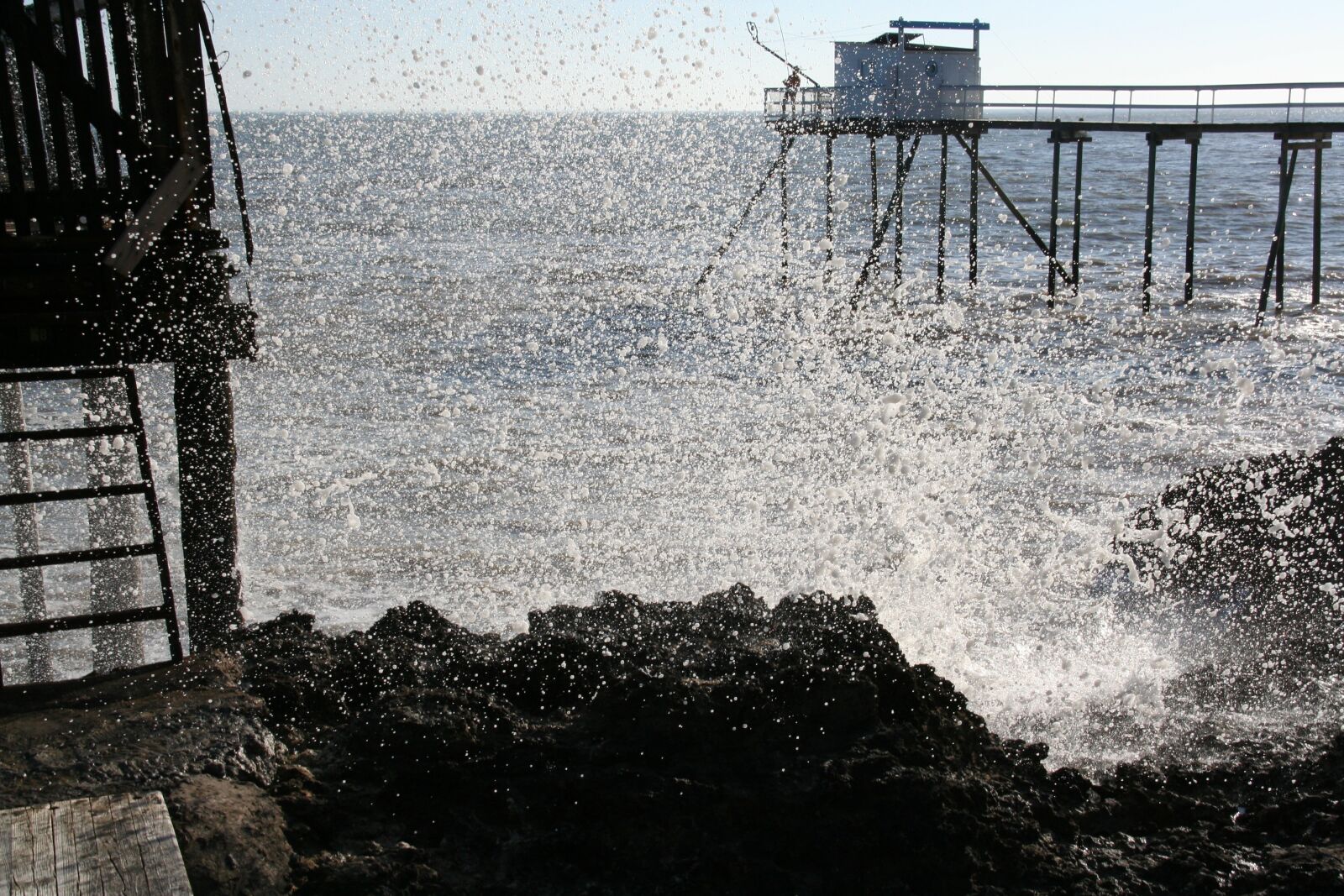 Canon EOS 350D (EOS Digital Rebel XT / EOS Kiss Digital N) sample photo. Ocean, wave, force photography