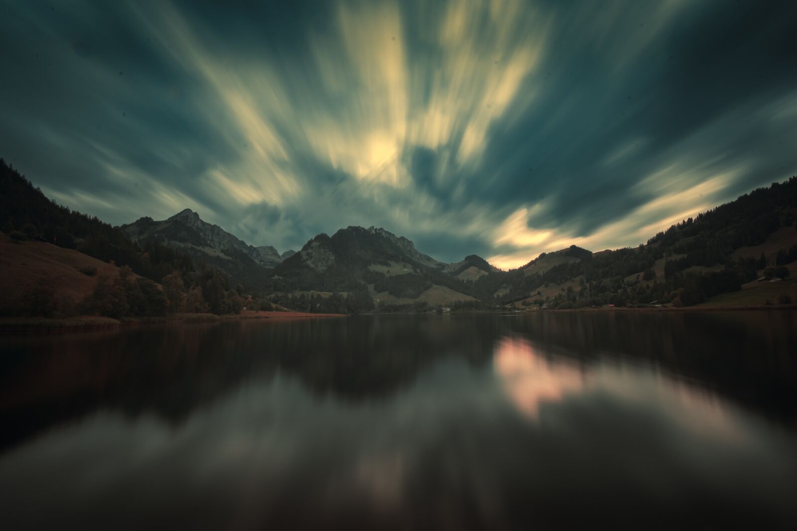 Nikon D500 sample photo. Long exposure, lake, cloud photography