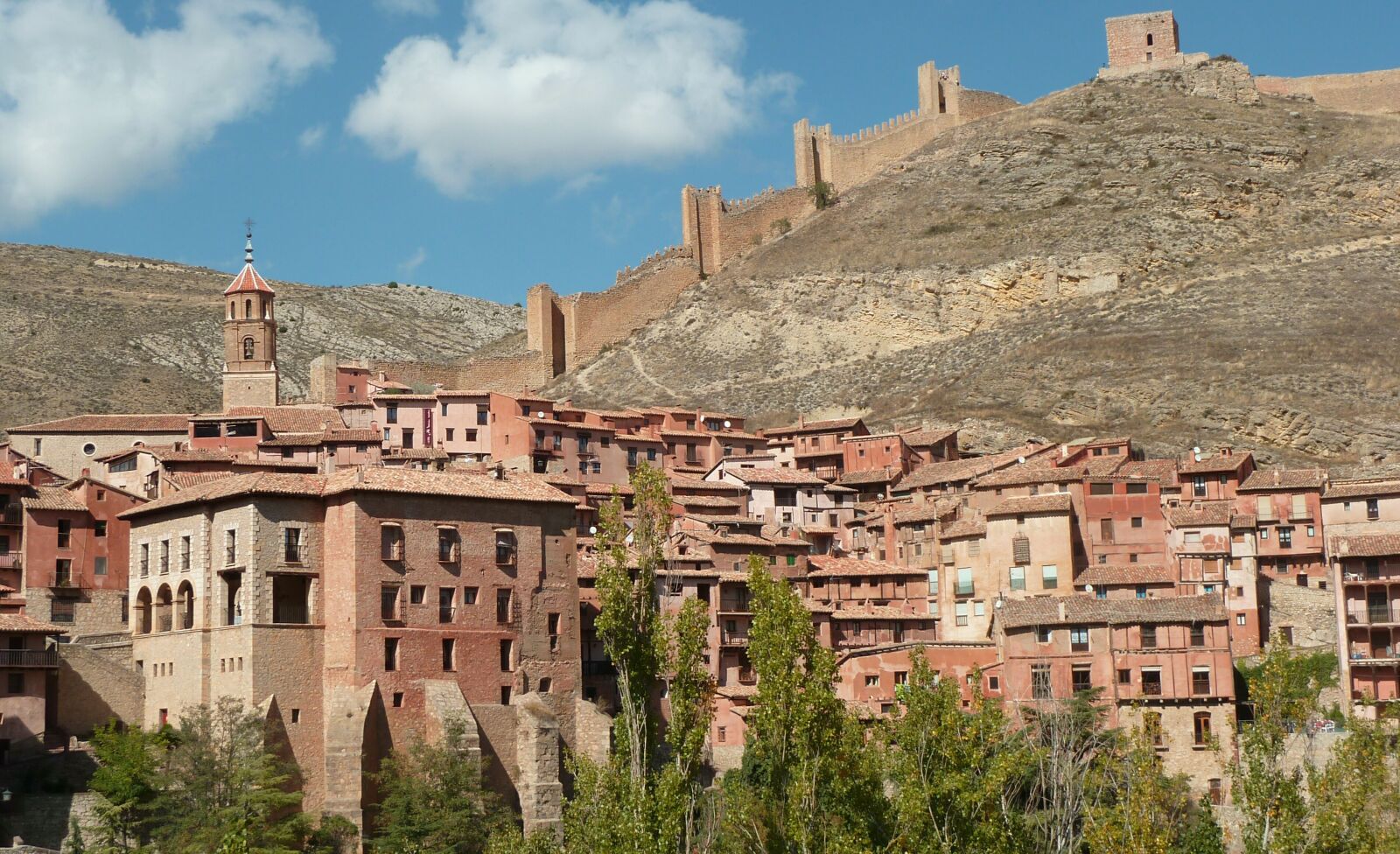 Panasonic Lumix DMC-ZS5 (Lumix DMC-TZ8) sample photo. Village, albaracin, spain photography