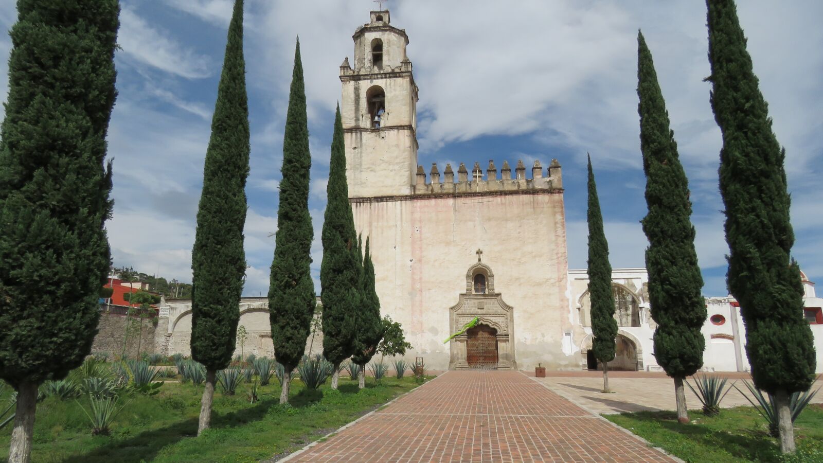 Canon PowerShot SX60 HS sample photo. Tlacotepec, convent, atrium photography