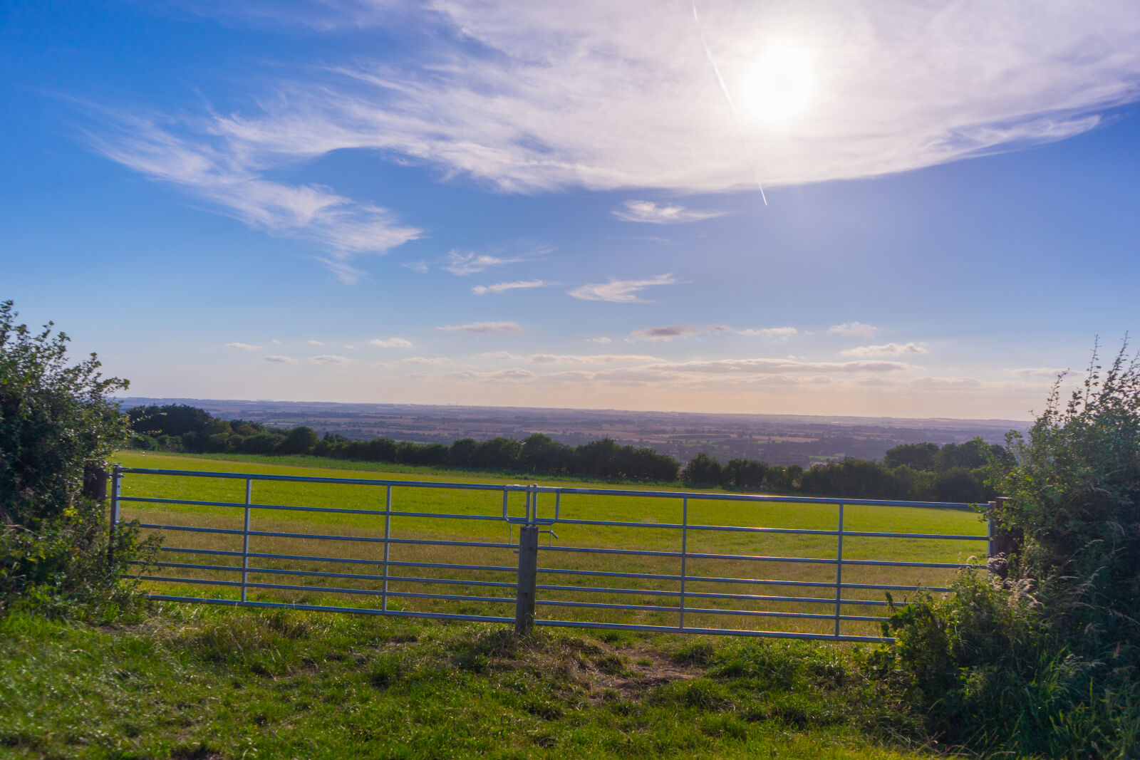 Sony a7 + Sony FE 28-70mm F3.5-5.6 OSS sample photo. Blue, blue, skies, countryside photography