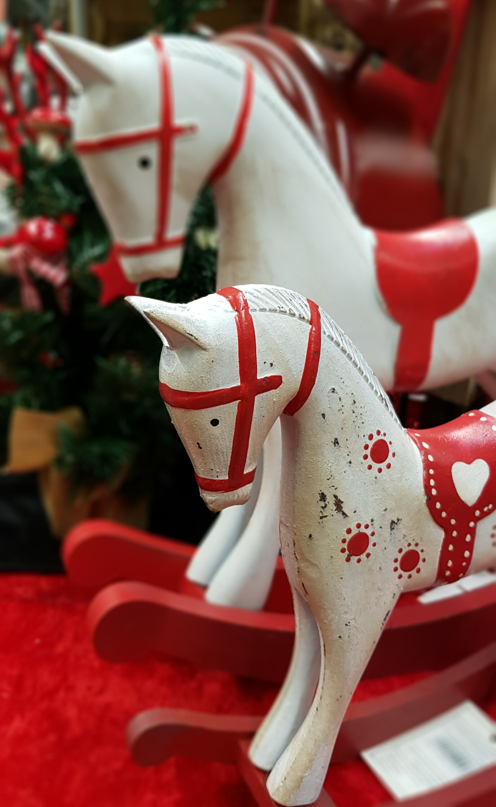Samsung Galaxy S7 Edge sample photo. Horse, rocking horse, toys photography