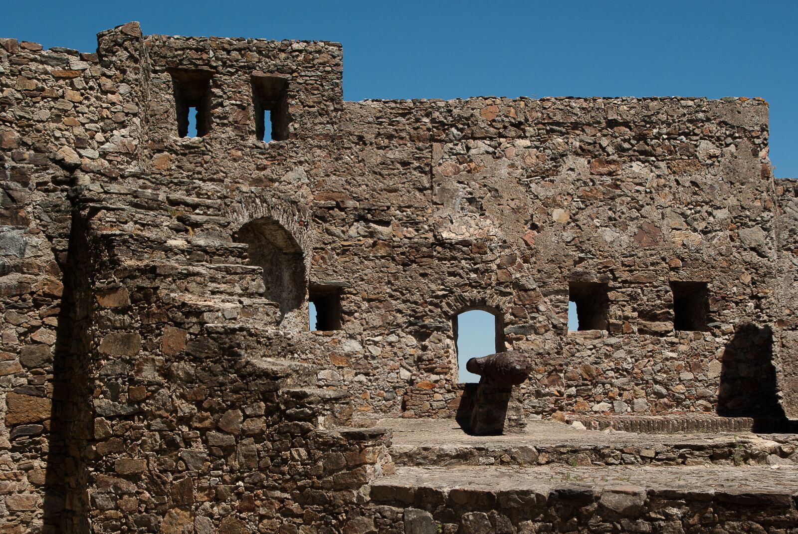 Pentax K10D sample photo. Portugal, castle, canon photography