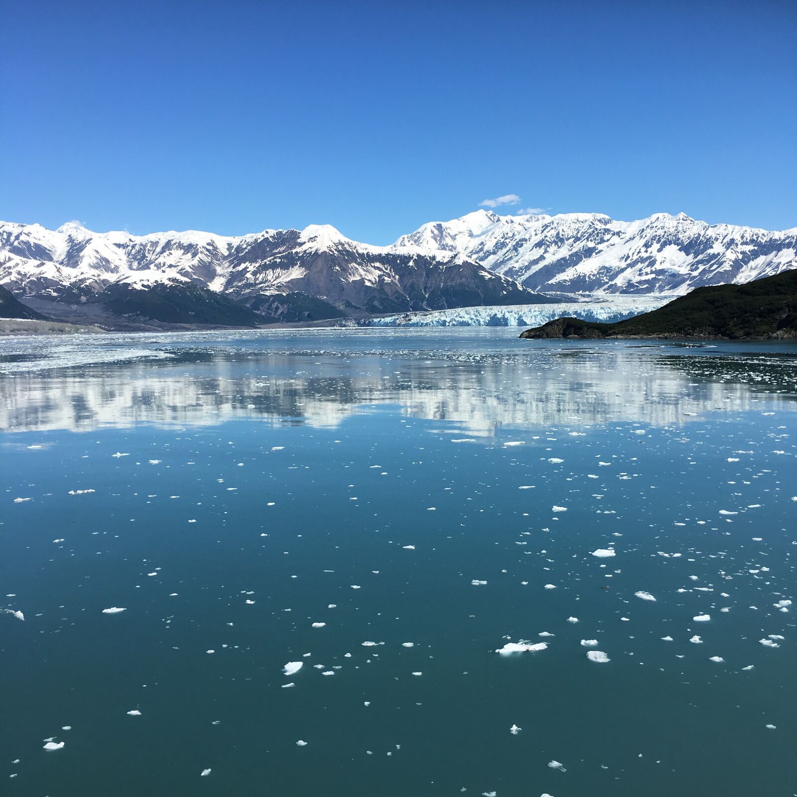 Apple iPhone 6s Plus sample photo. Snow, water, nature photography