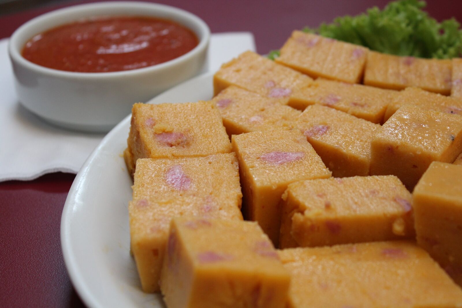 Canon EOS 600D (Rebel EOS T3i / EOS Kiss X5) sample photo. Couscous, bar, sauce photography