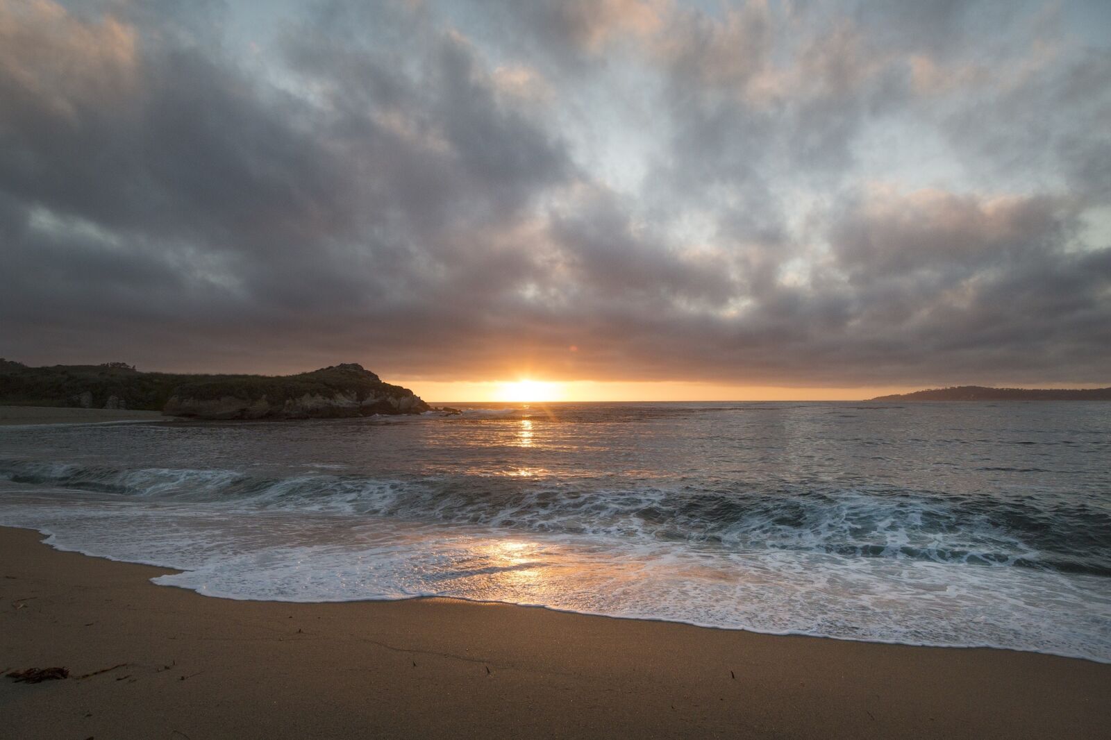 Canon EOS 5D Mark III sample photo. Sunset, coastline, beach photography