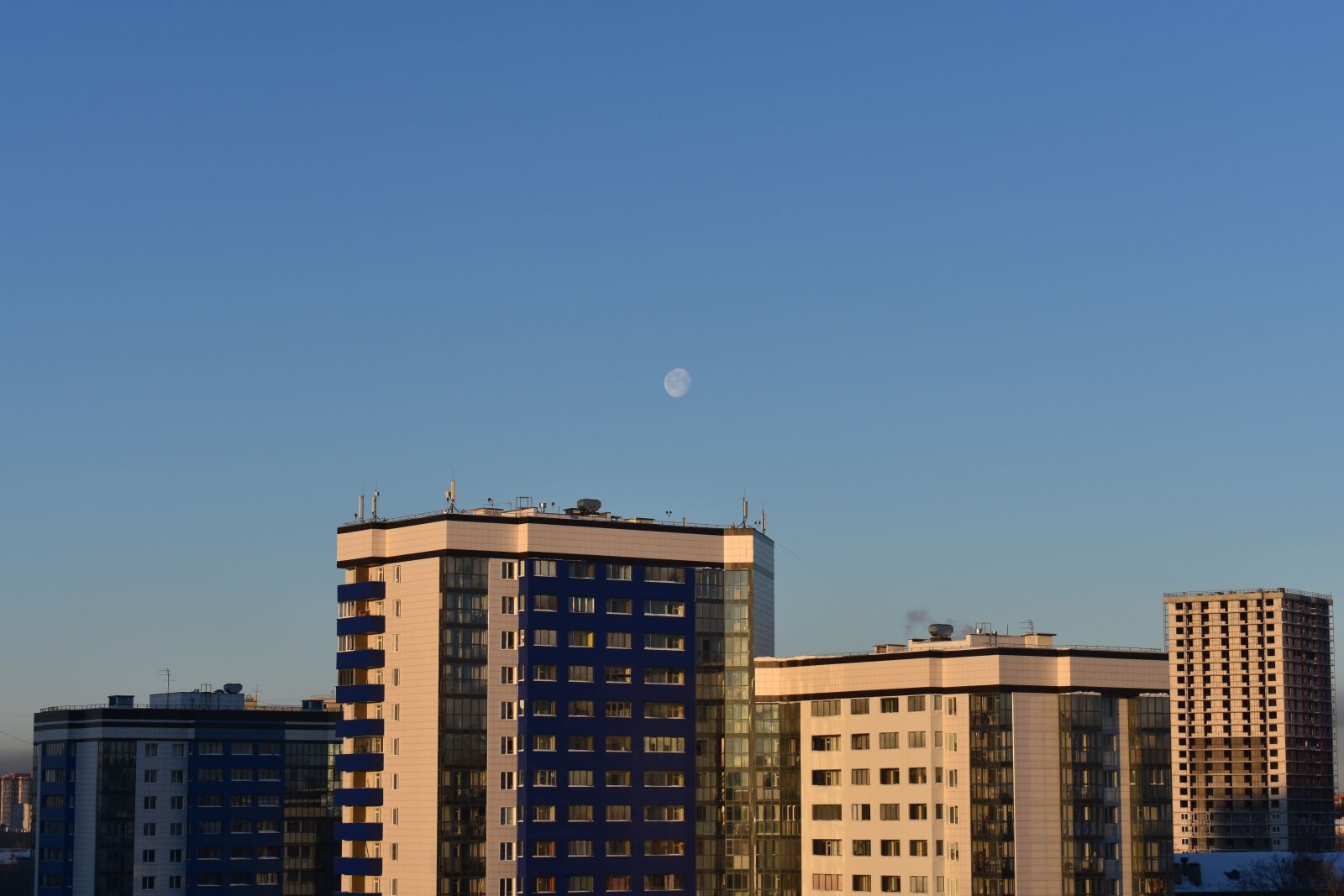 Nikon D3400 sample photo. City, development, at home photography