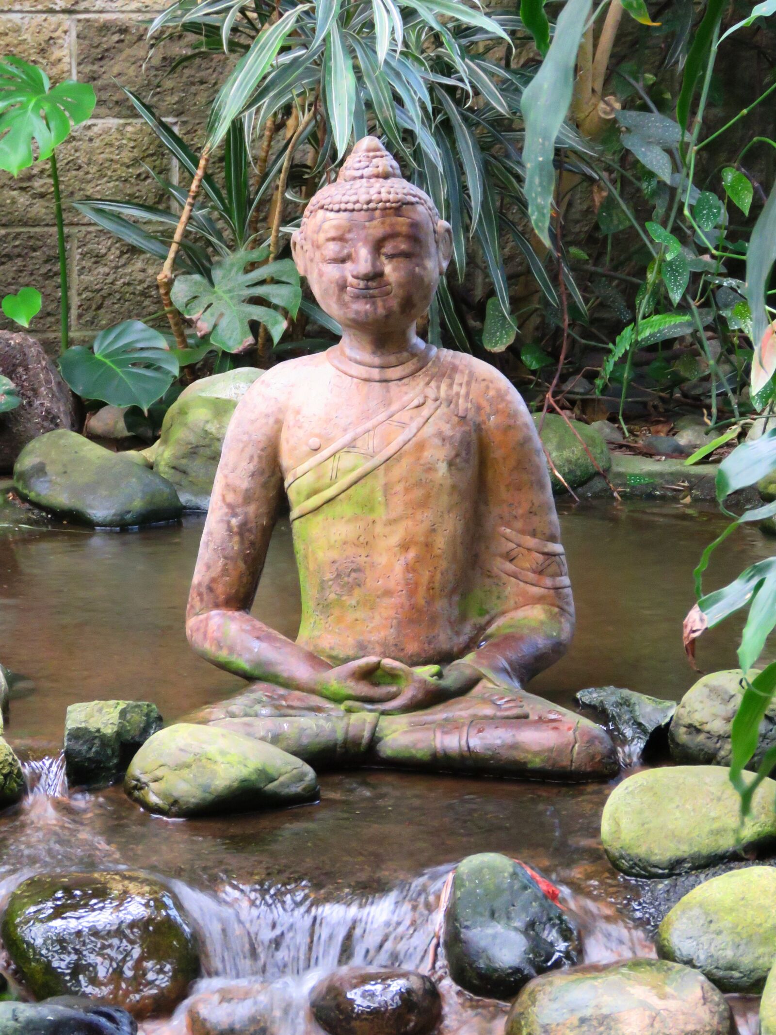 Canon PowerShot SX60 HS sample photo. Meditate, statue, buddhism photography